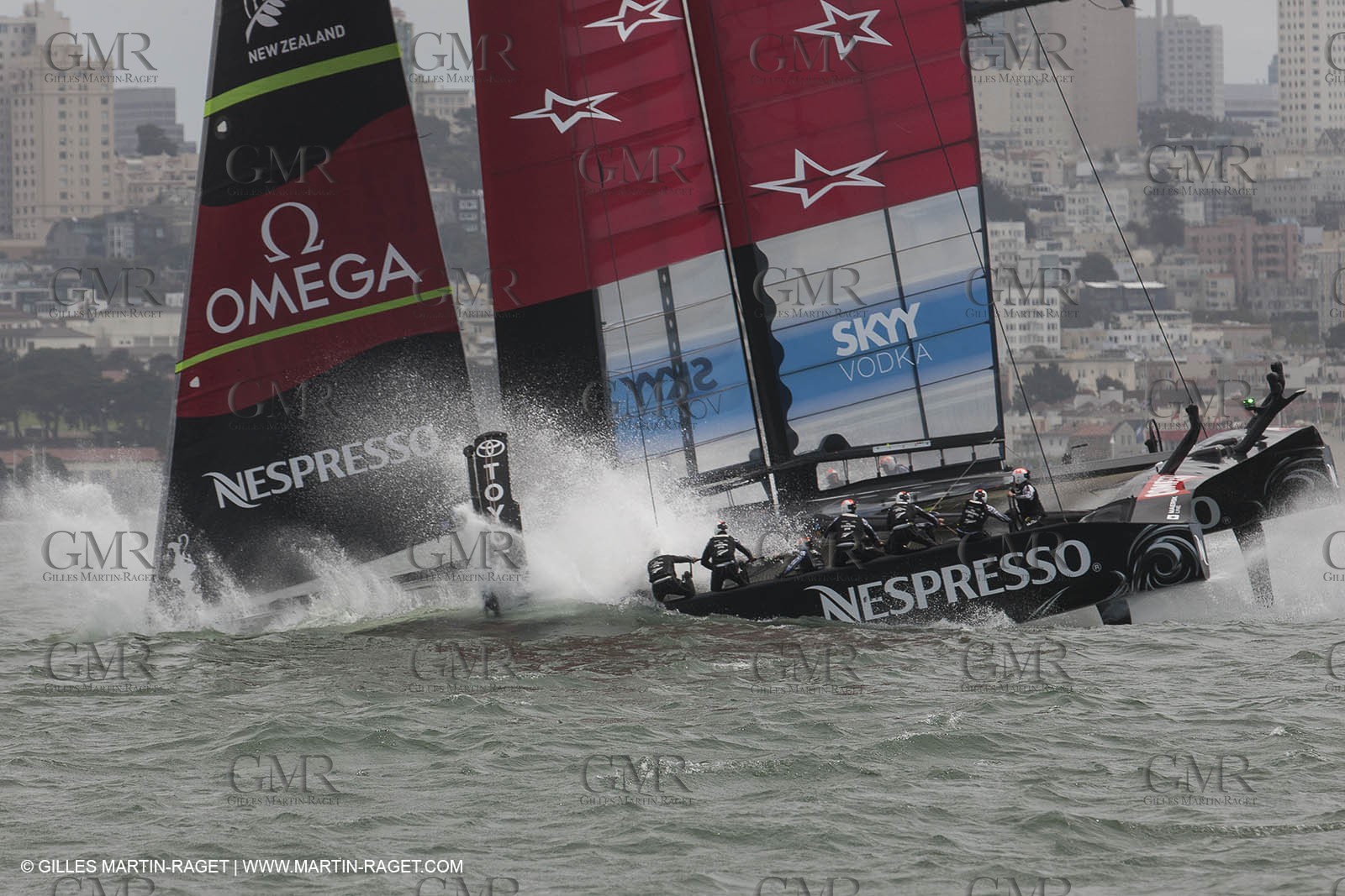 16 08 2013 - San Francisco (USA,CA) - 34th America's Cup - Louis Vuitton Cup - Louis Vuitton Cup Final - Race Day 1 - Race 1