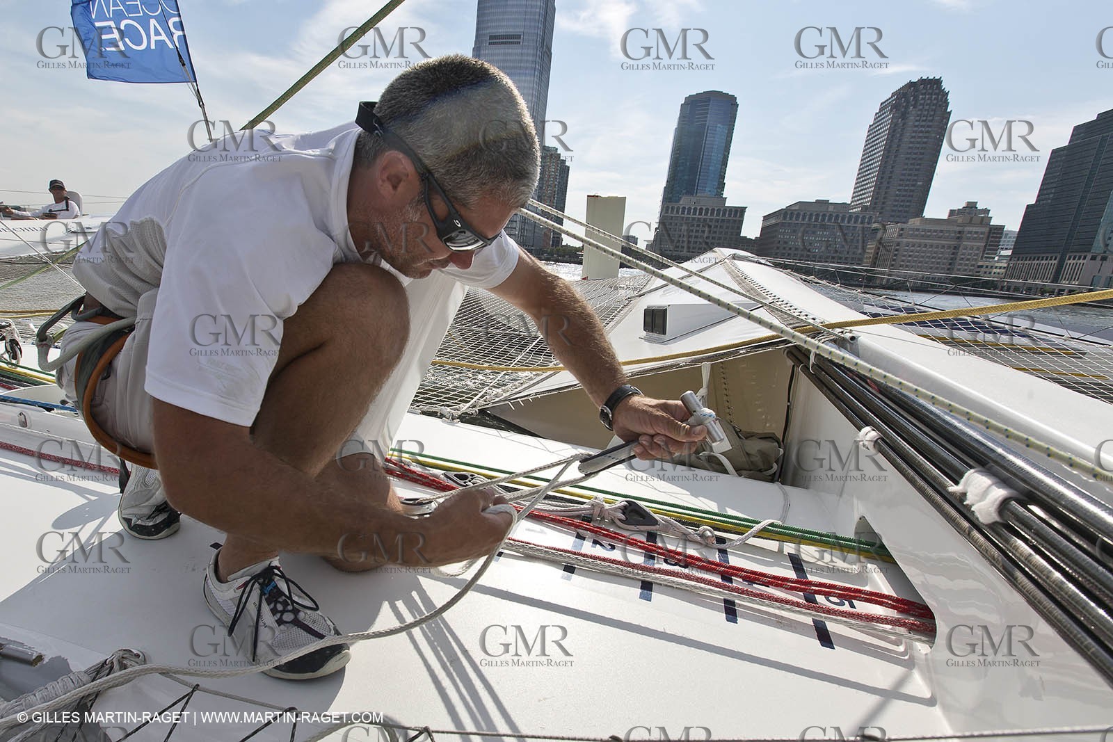 05 07 2012 - New York (USA) - Ocean Krys Race - Speed runs in fornt of NY city
