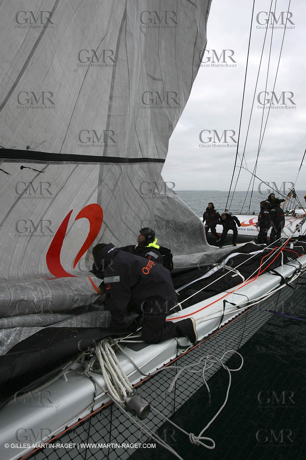 Orange II - Jules Verne Trophy 2005 - Traning Lorient