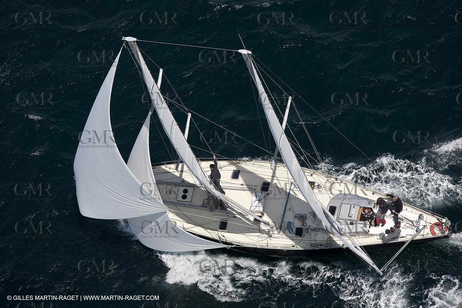 19 05 2010- Lorent- (FRA,56)  -  Pen Duick III