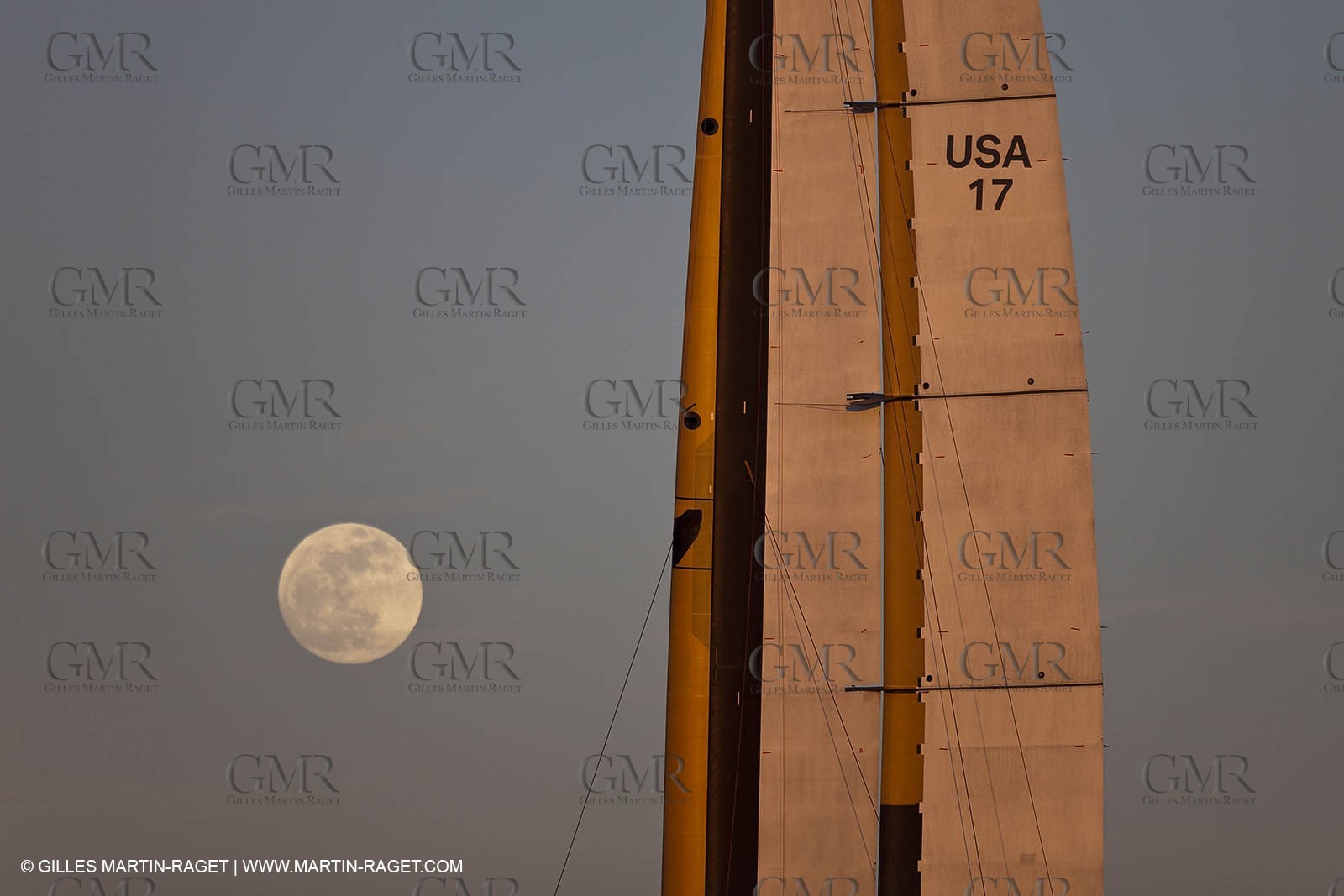 27 01 2010 - Valencia (ESP) - 33rd America's Cup - BMW ORACLE Racing - Training in Valencia