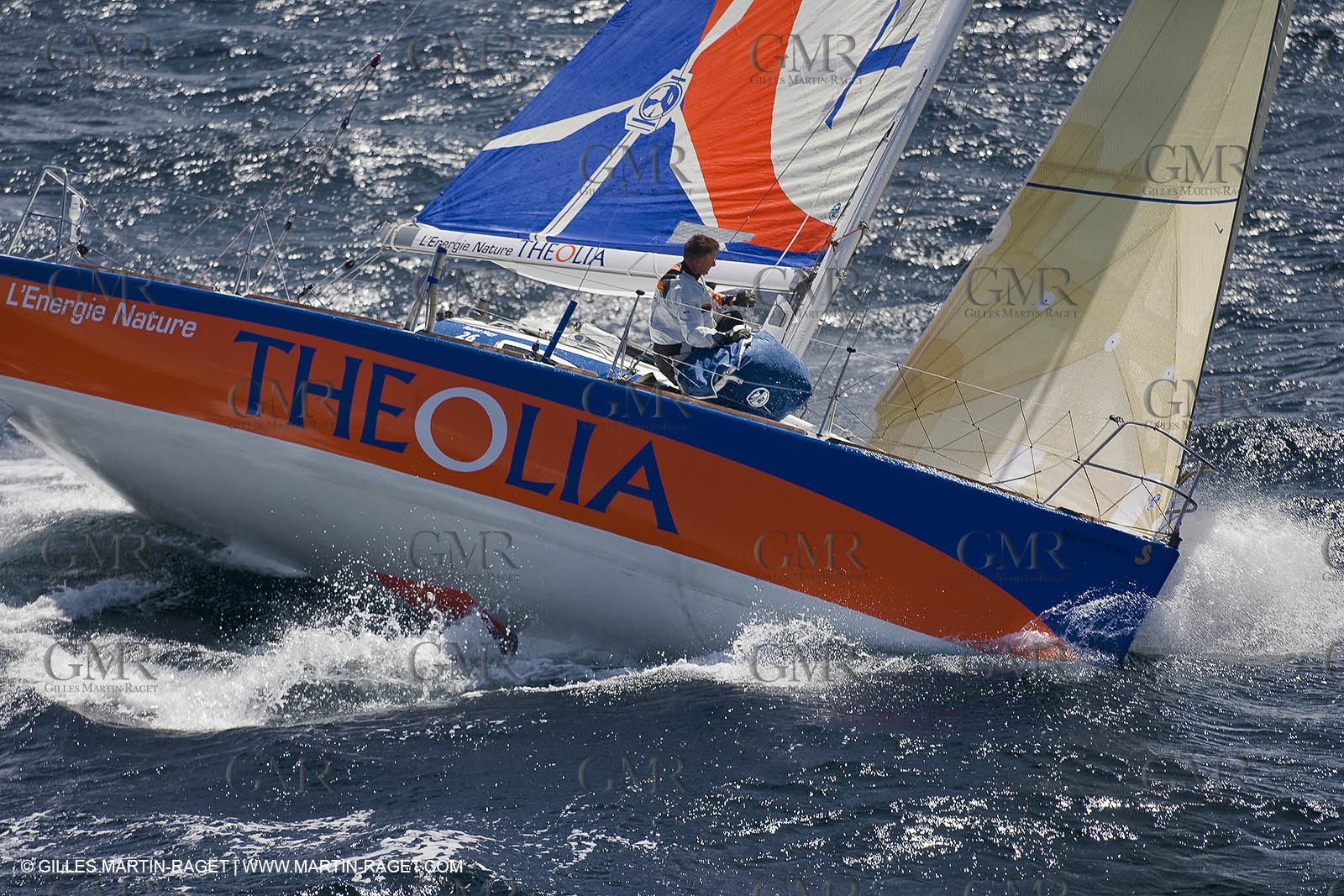 06-26-2007 - FIGARO II - THEOLIA - Skipper : Robert Nagy - Training off Marseille (south France) with strong wind conditions