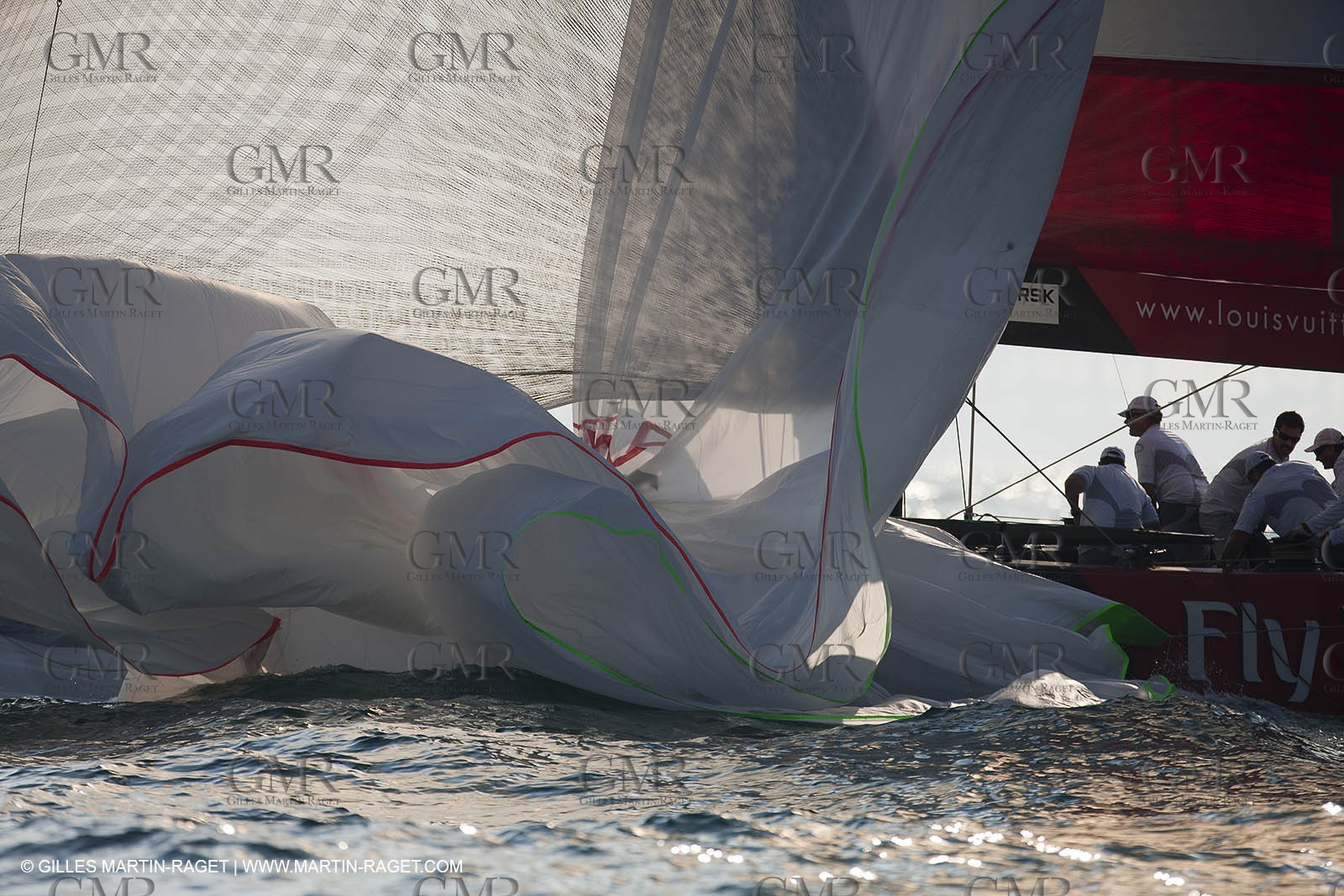 21 11 2010 - Dubai (UAE) - Dubai Louis Vuitton Trophy -  Round 2 - BMW ORACLE Racingg Vs Emirates Team New Zealand