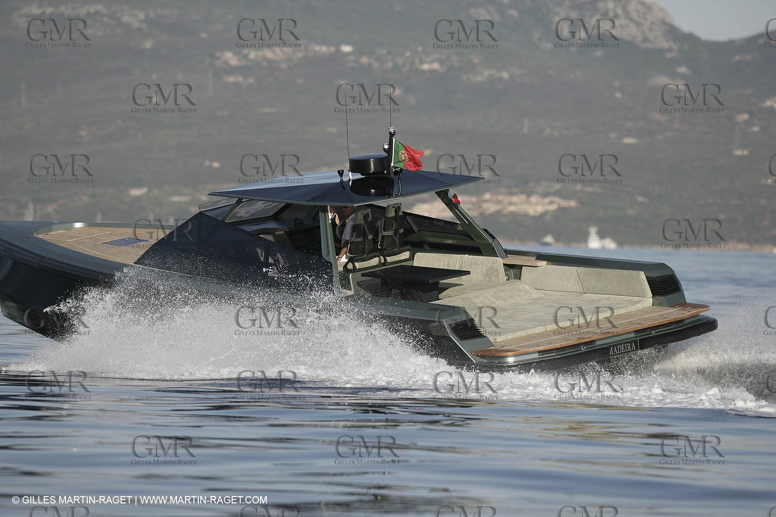 16 07 2007 - Portisco (Italie, Sardaigne) - Wally Power 47 millesime 2007