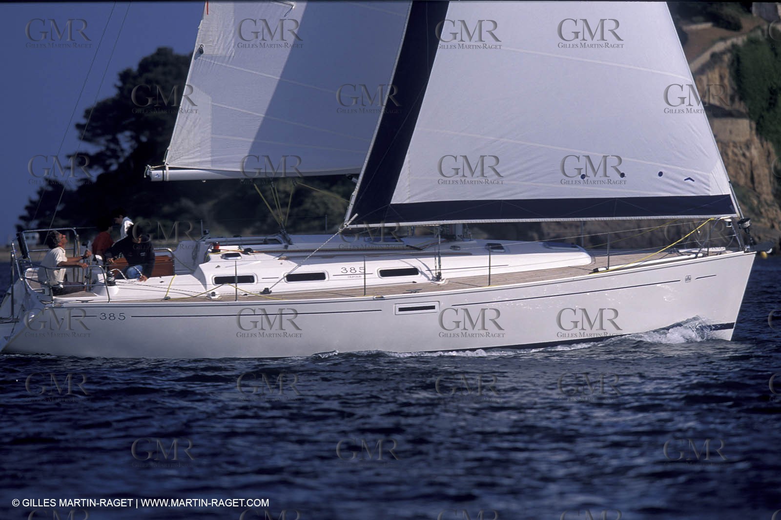 Monocoque de croisiere sous voile
