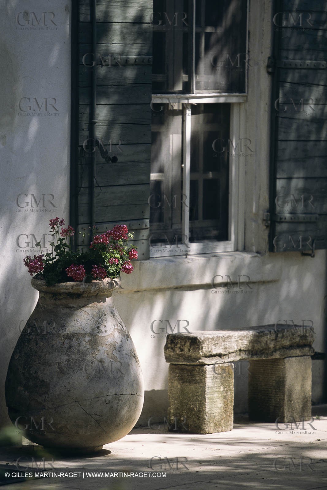 Camargue (FRA) - houses and cants from Camargue
