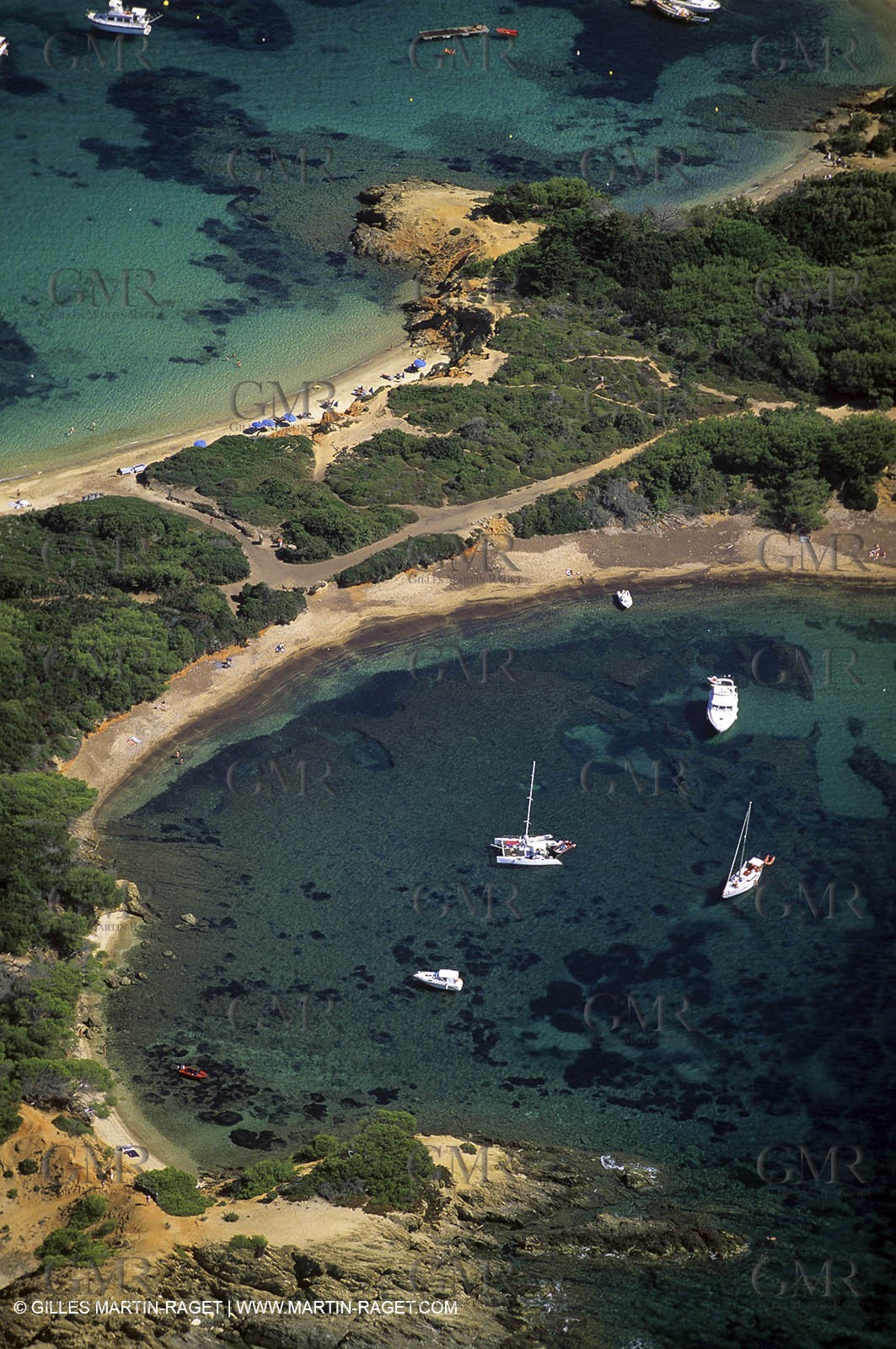 Porquerolles - plage et mouillage du Langoustier