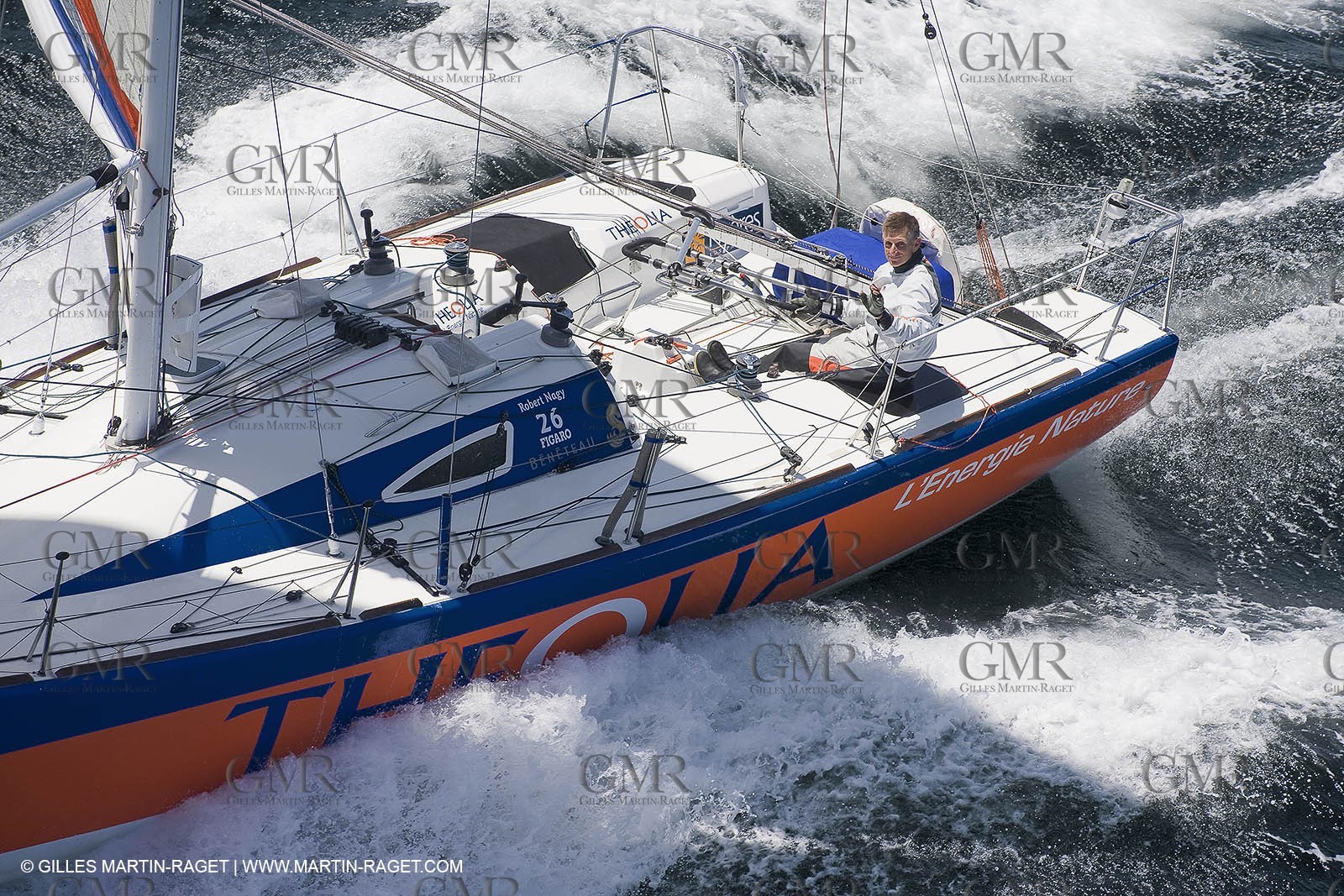 06-26-2007 - FIGARO II - THEOLIA - Skipper : Robert Nagy - Training off Marseille (south France) with strong wind conditions