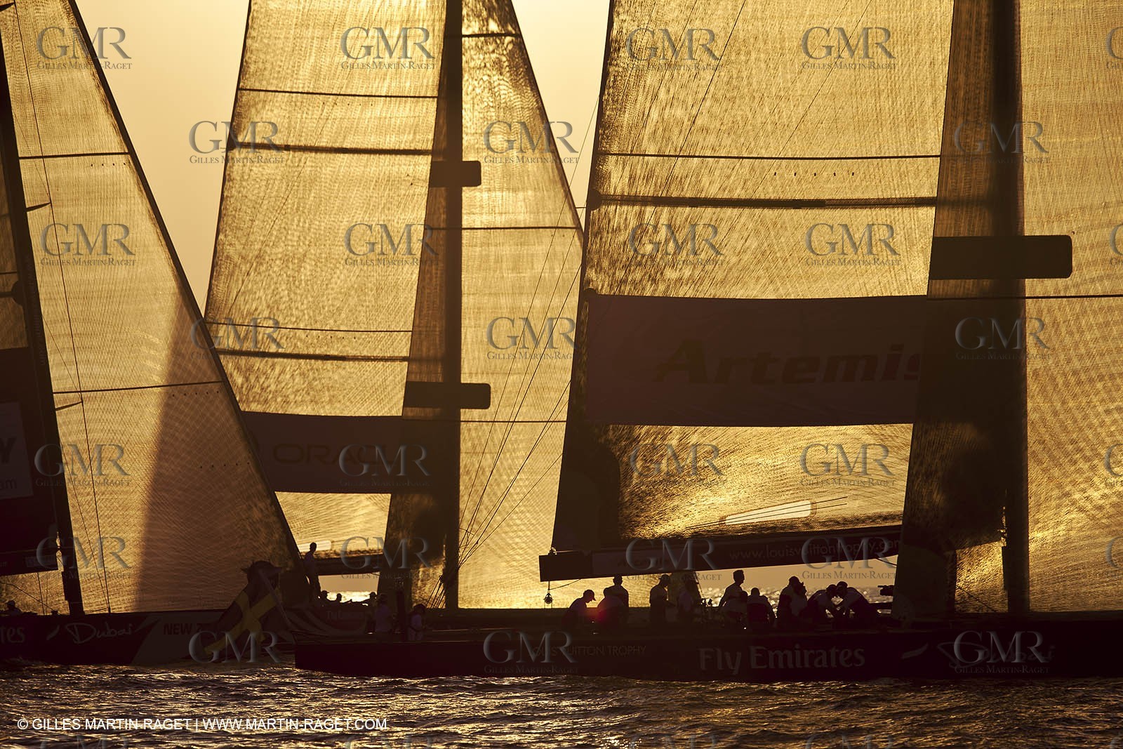 25 11 2010 - Dubai (UAE) - Dubai Louis Vuitton Trophy -  BMW ORACLE Racing - Fleet races