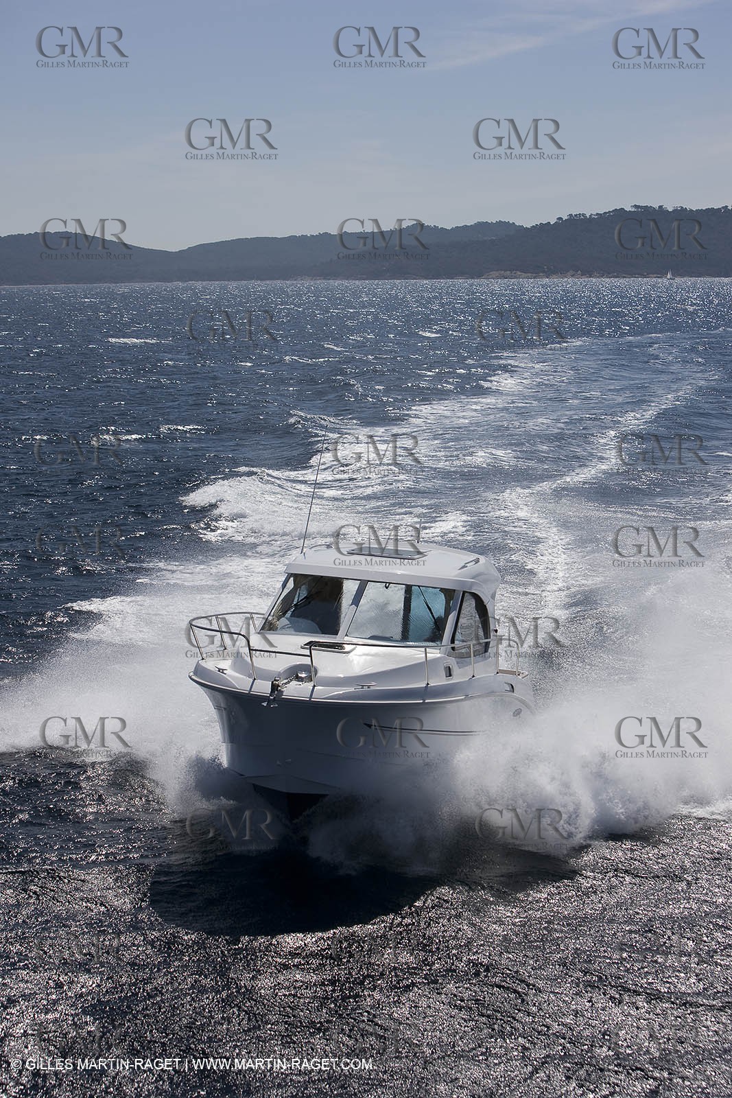 15 04 2008 - Porquerolles (Fra, 83) - Beneteau - Antares 8