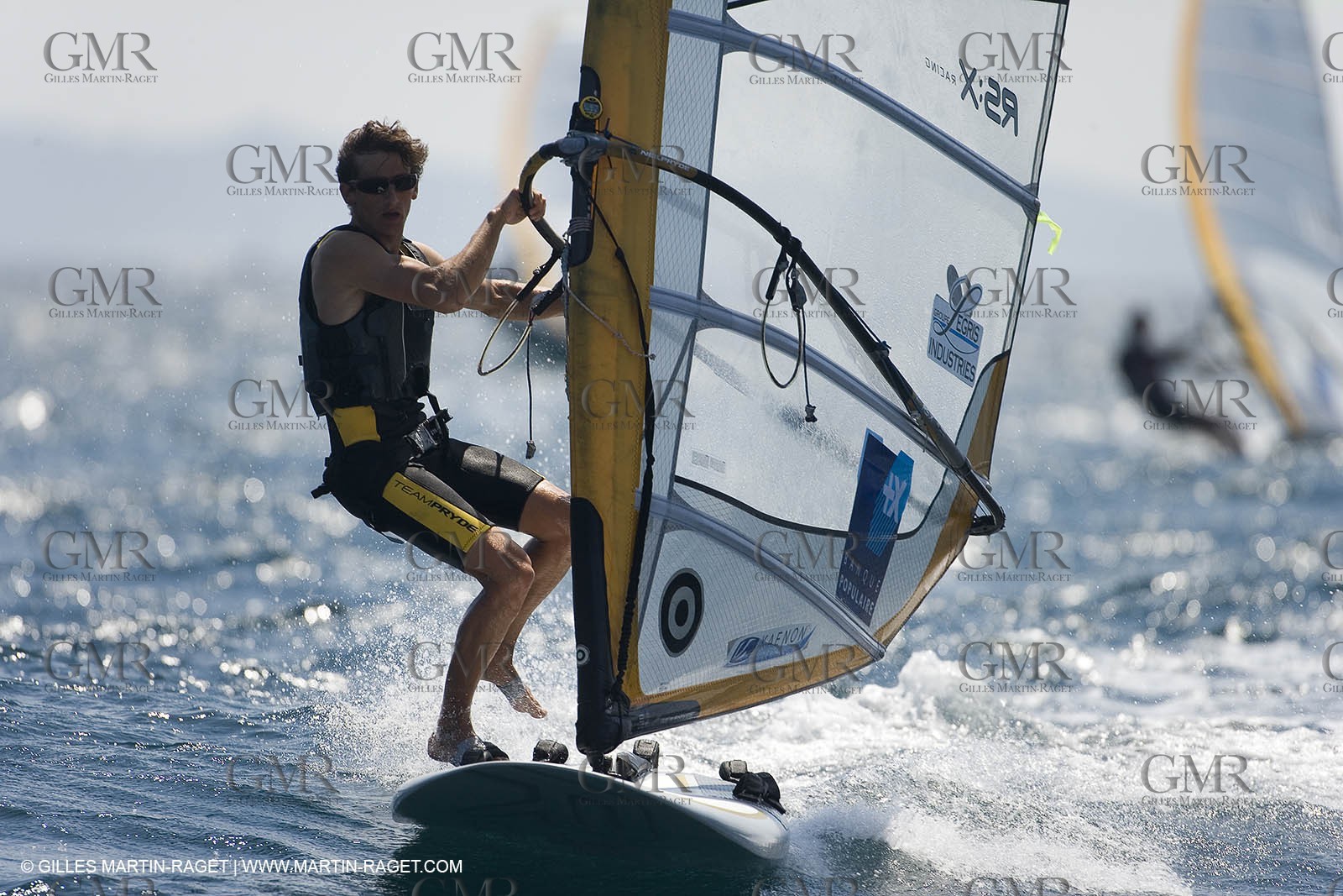 27 04 2007 - Semaine Olympique Française 2007 - Hyères - Jour 6 - Medal Race - Team France - RS:X - Bontemps Julien