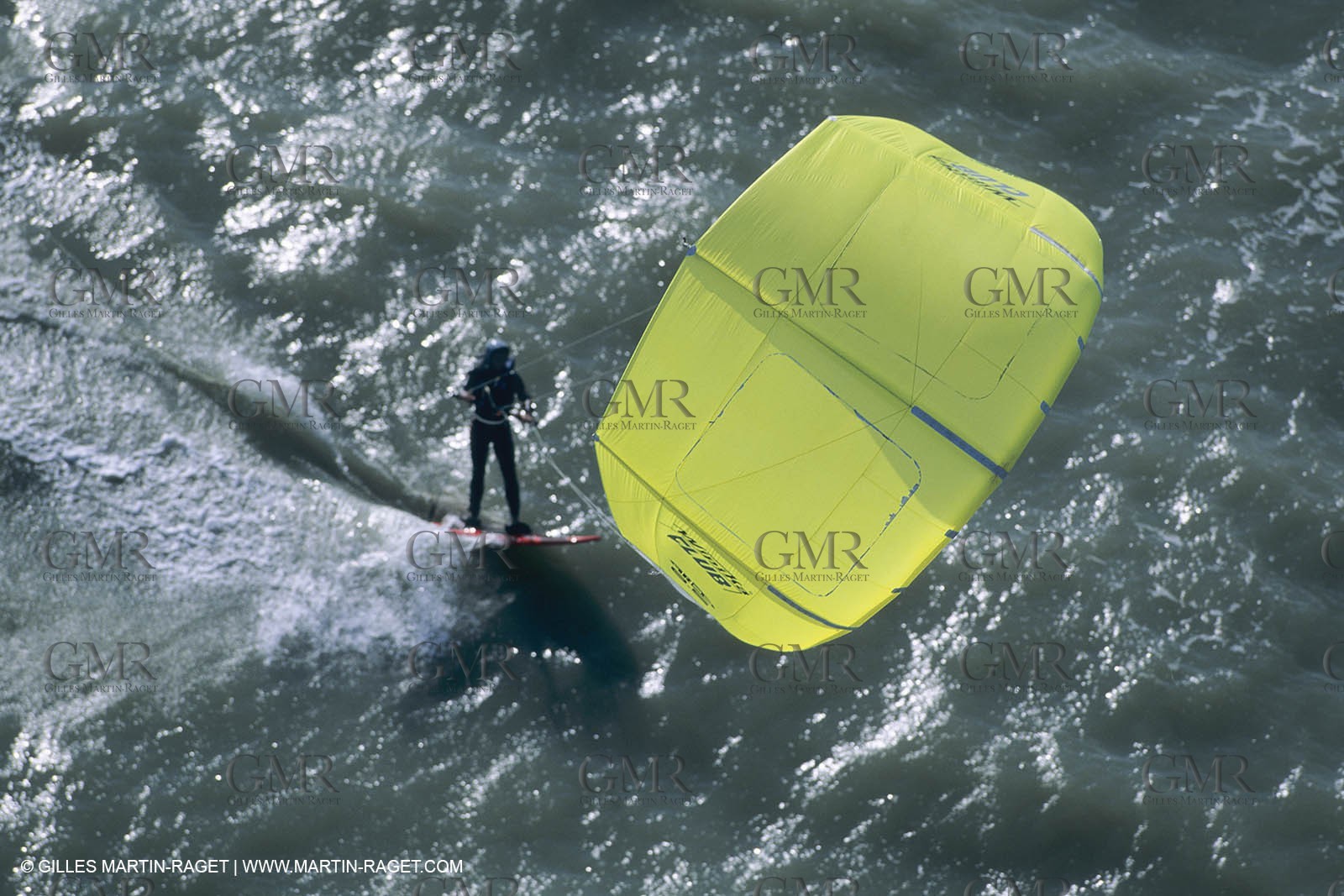 Watersports, Kite surfing