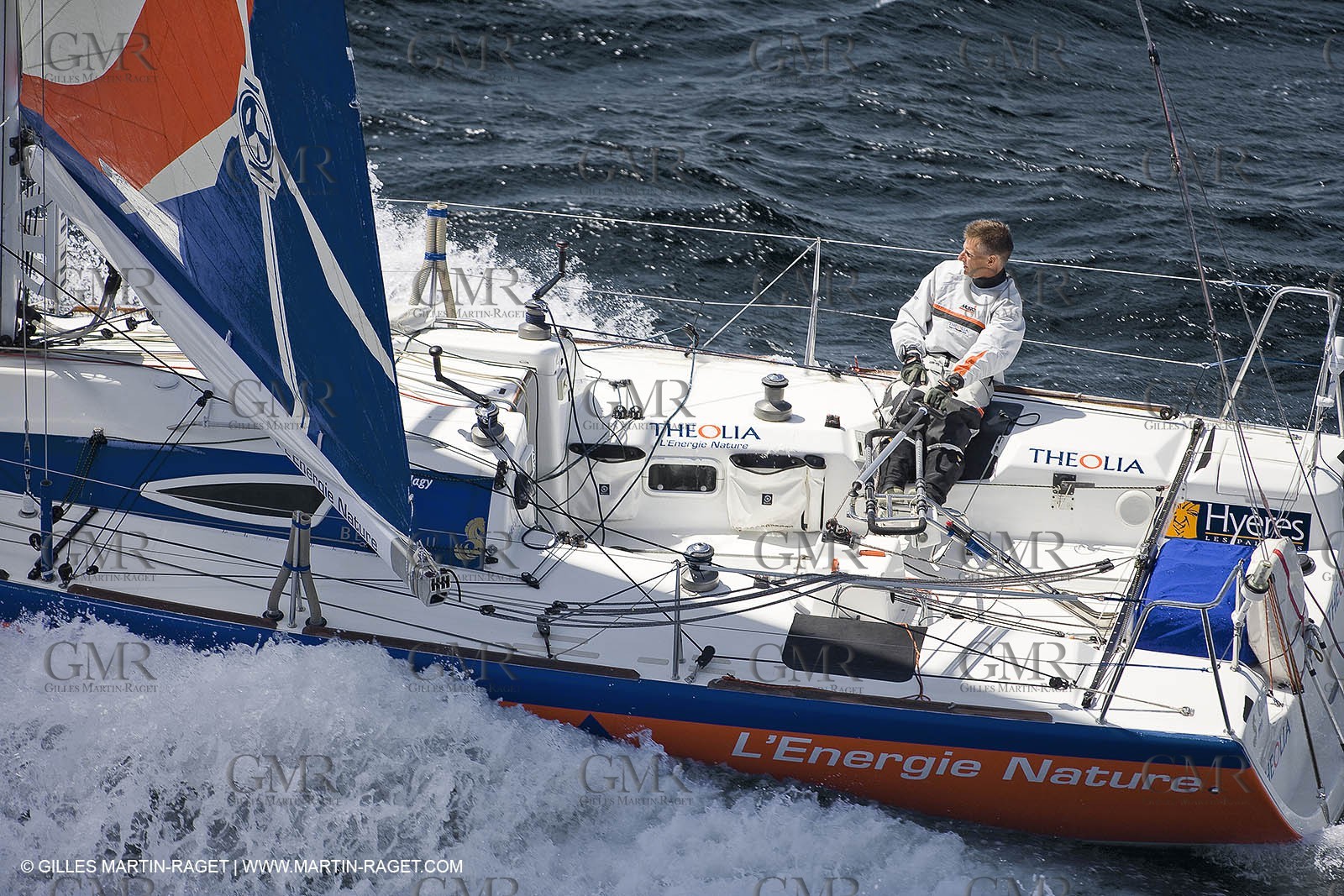 06-26-2007 - FIGARO II - THEOLIA - Skipper : Robert Nagy - Training off Marseille (south France) with strong wind conditions