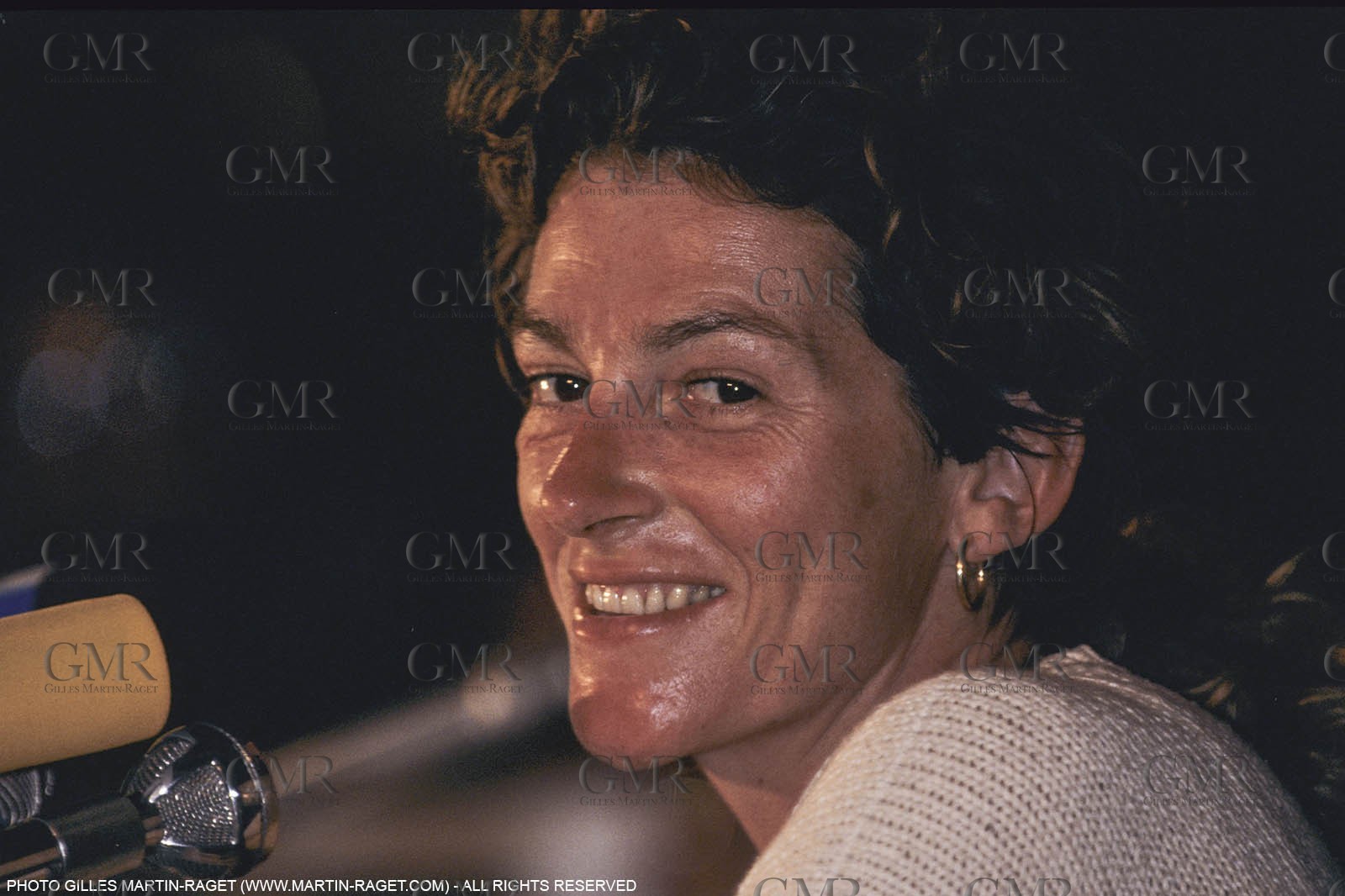 Arrivee Transat AG2R 1996, Florence Arthaud (2eme)