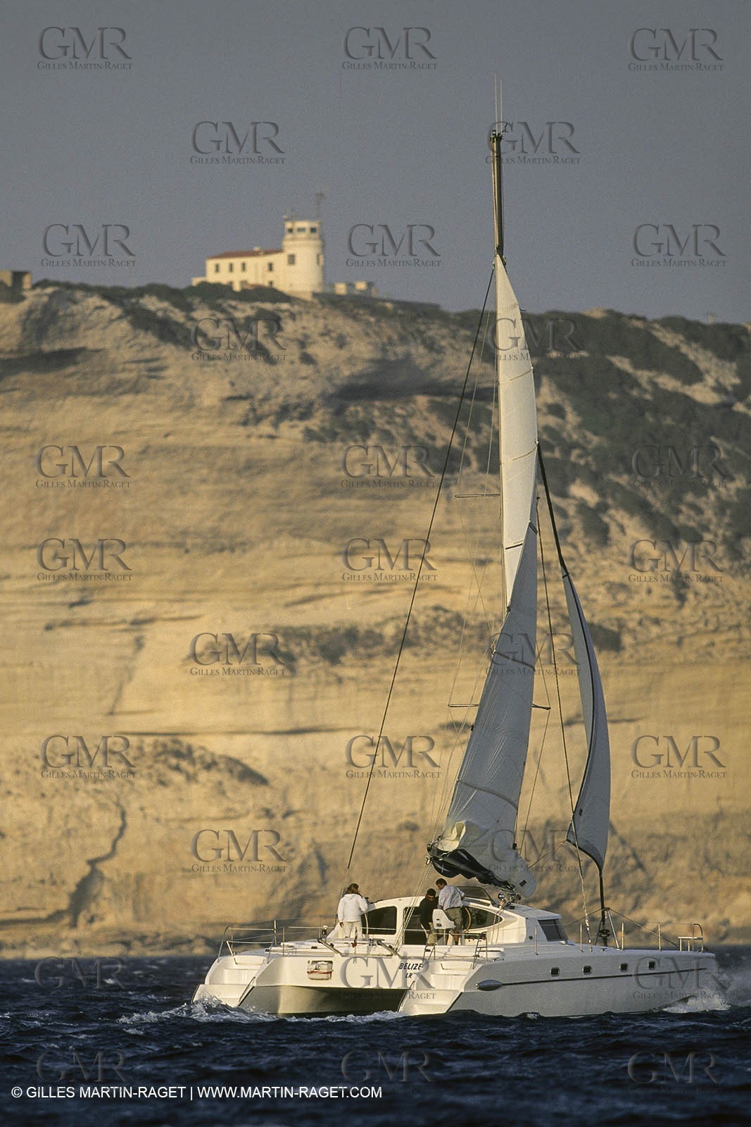 Sailing, cruising, multihull under sail