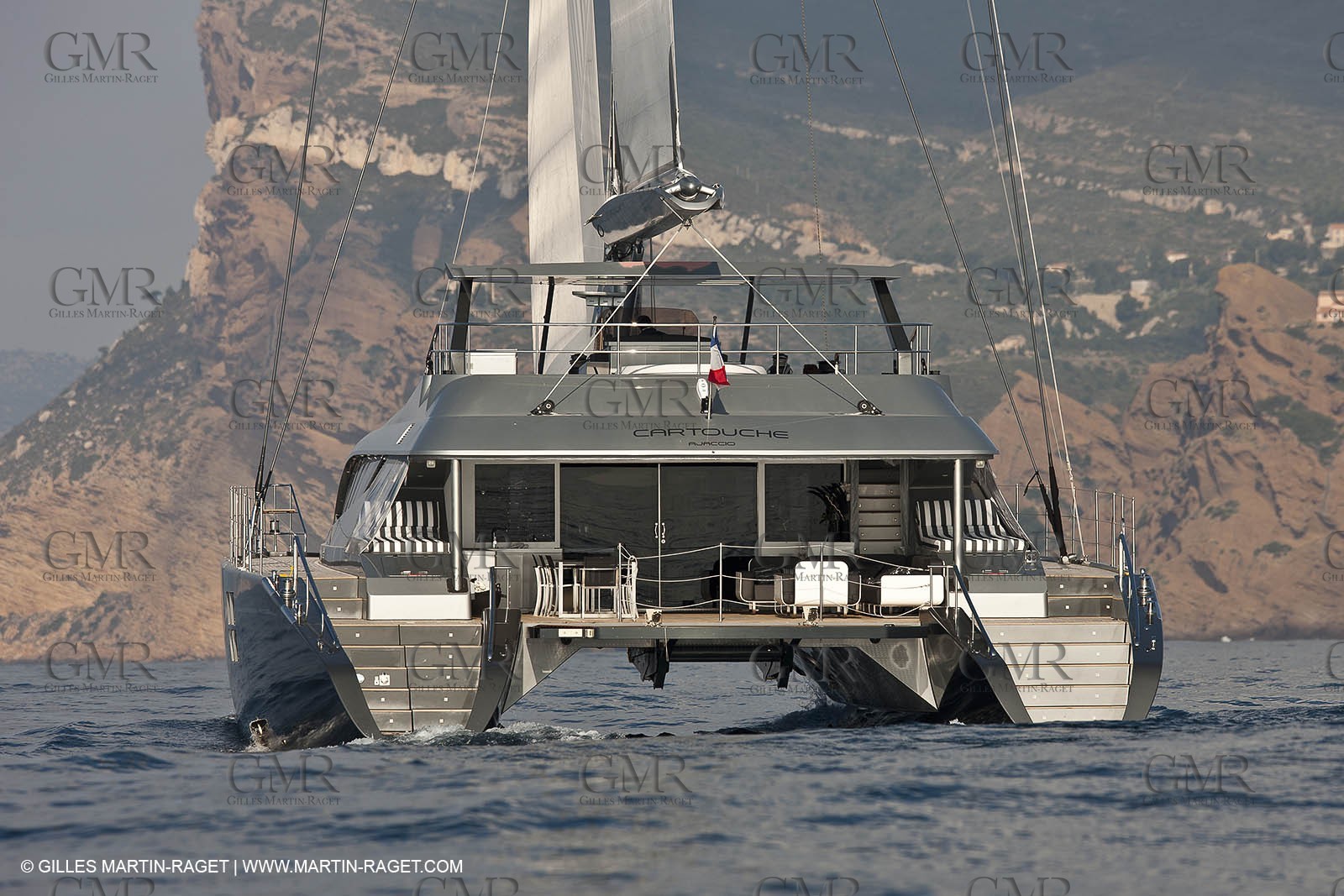 25 02 2011 - La Ciotat (FRA,13) - Super Yachts - Chantier H2X - Cartouche
