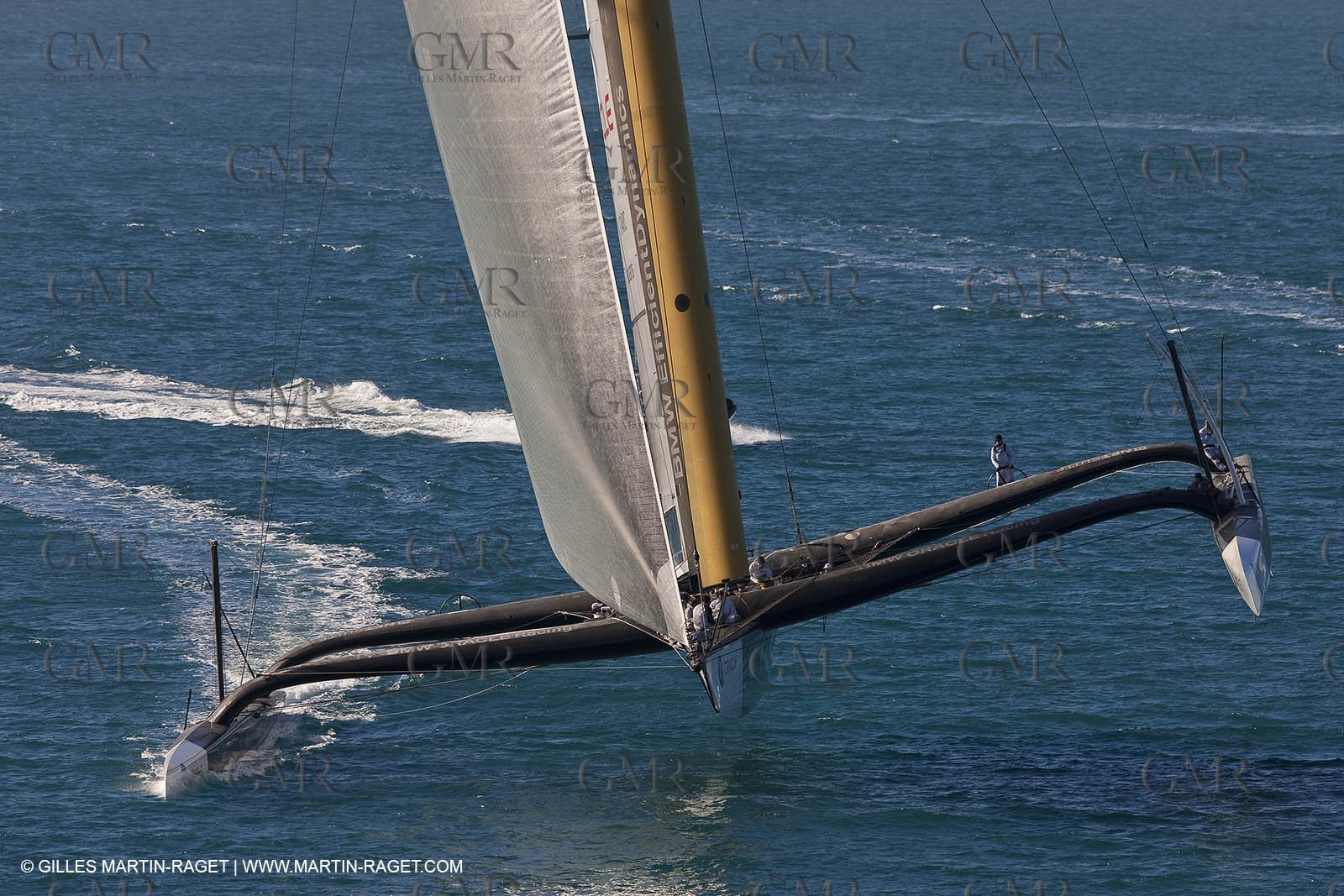 27 01 2010 - Valencia (ESP) - 33rd America's Cup - BMW ORACLE Racing - Sailing team