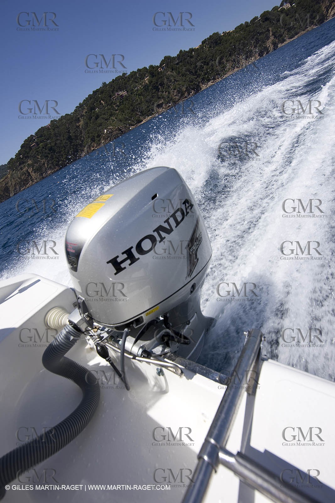 Motor boat running