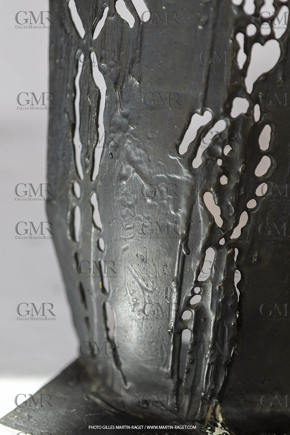 13 01 2023, Marseille (FRA,13), Oeuvre de Germaine Richier, Claire-voie n°3, 1956,, Bronze patiné foncé, Epreuve d'exposition, 35x18.5x14 cm, Collection particulière