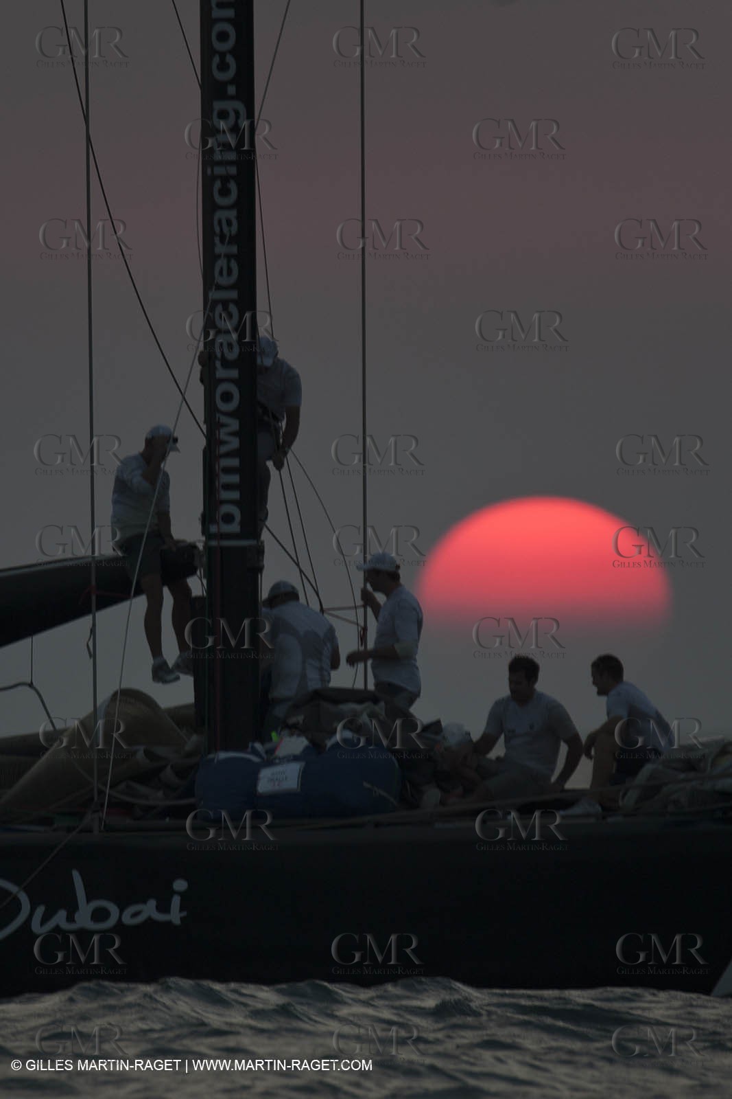 14 11 2010 - Dubai (UAE) - Dubai Louis Vuitton Trophy -  BMW ORACLE Racing - Training - Race Day 1