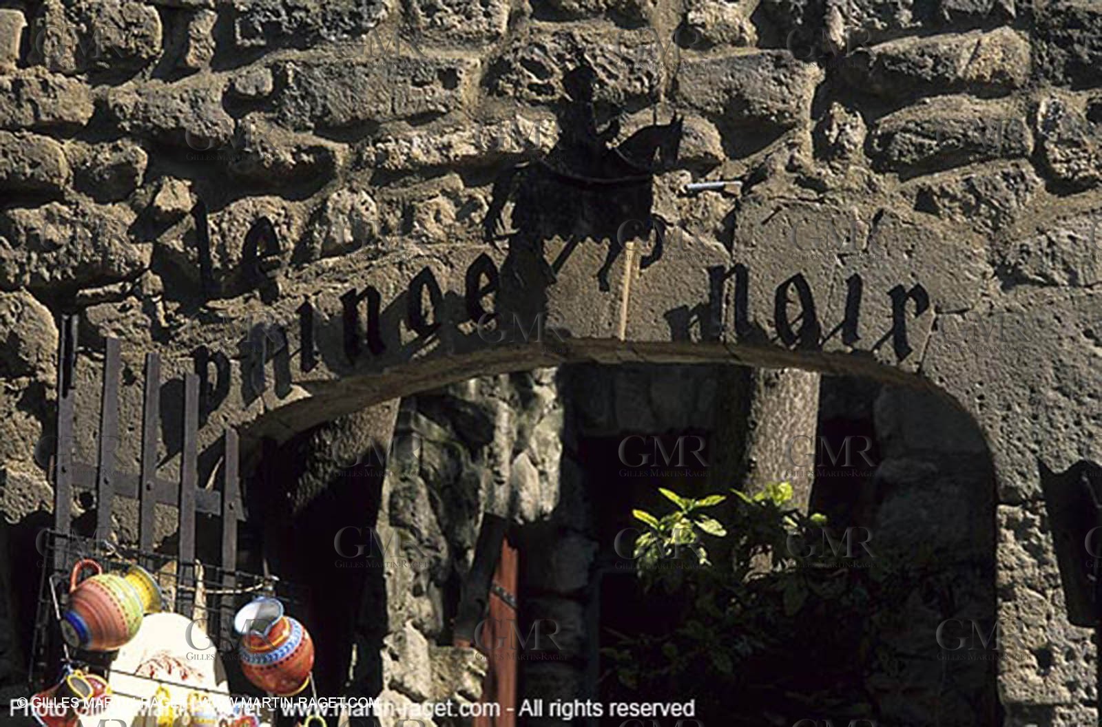Provence - Cities  - Les Baux de Provence -