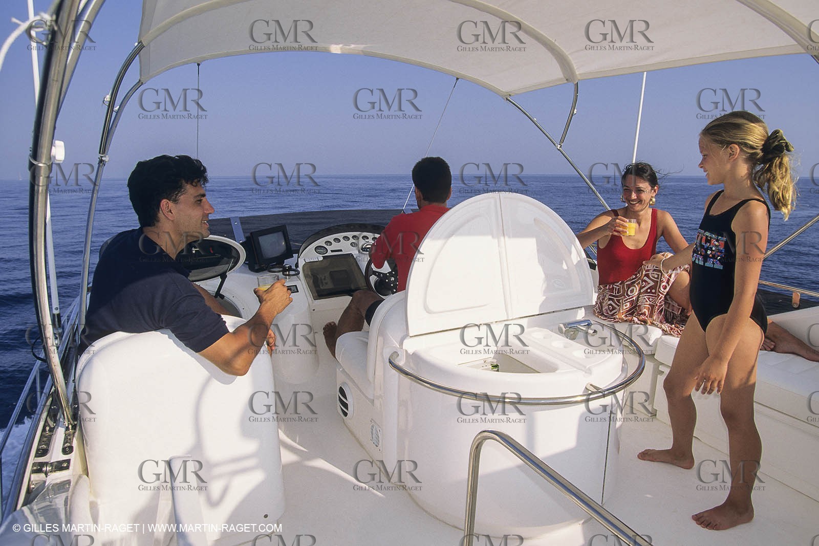 Sailing, cruising, people, children