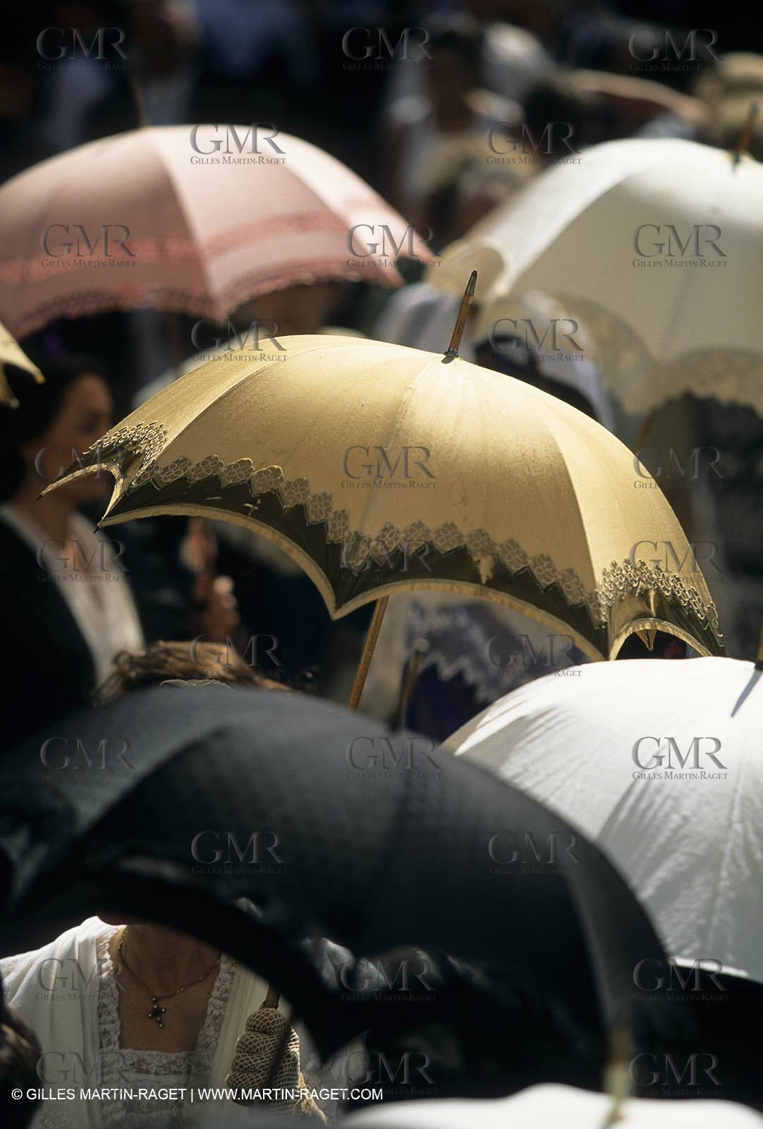 Arles (FRA,13) - Costume from Arles Fest