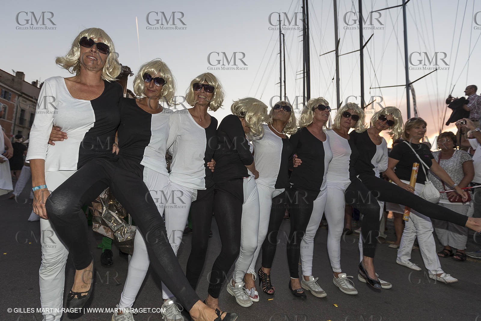 02 10 2014, Saint-Tropez (FRA,83), Voiles de Saint-Tropez 2014, Day 4, défilé des équipages   crew parade
