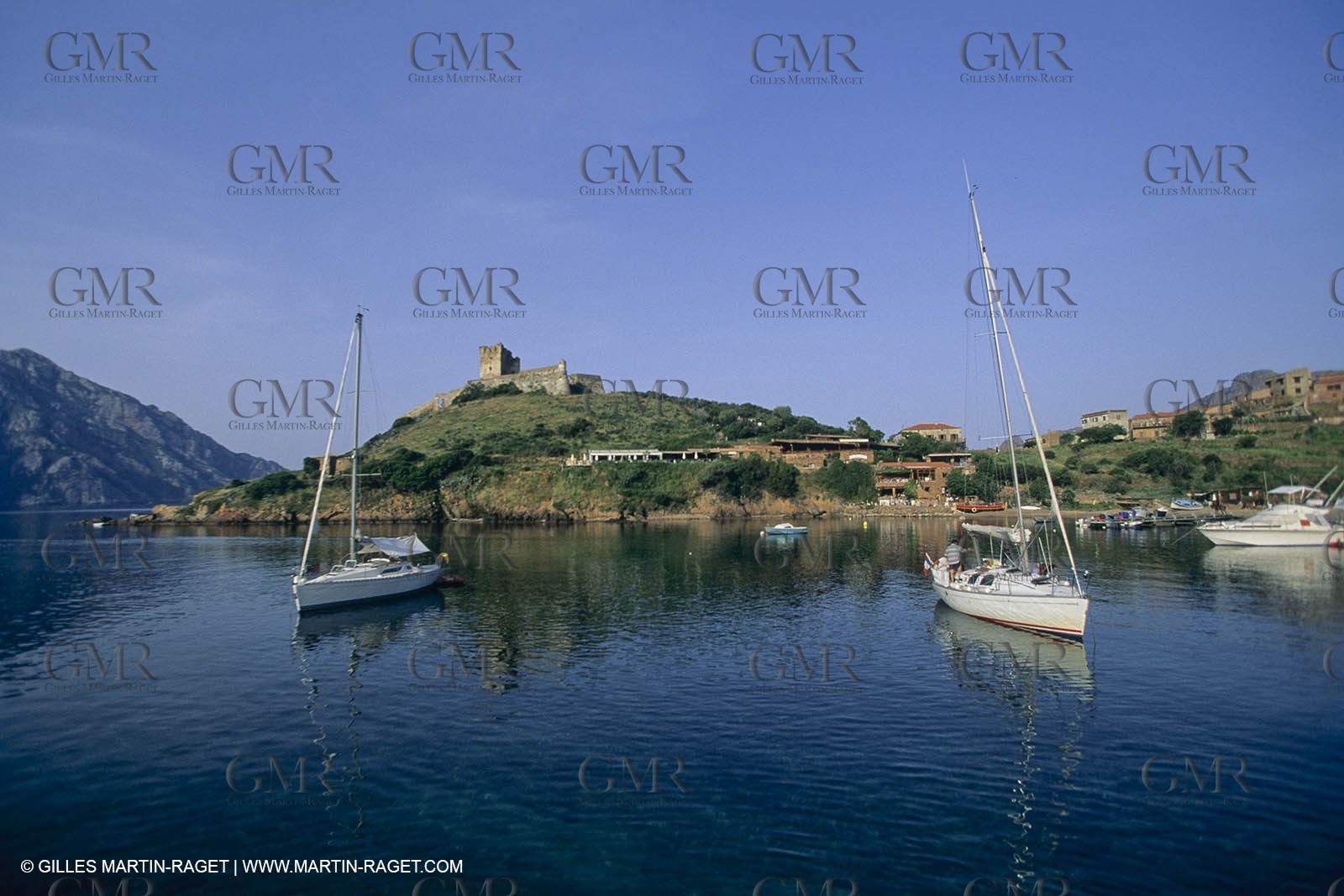 sailing, cruising, monohull at the mooring