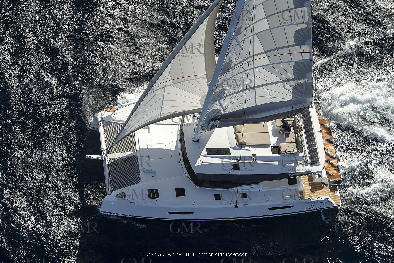 Saona 47 - Fountaine Pajot - shooting helico - 7 6 2017 - Photo Guilain Grenier