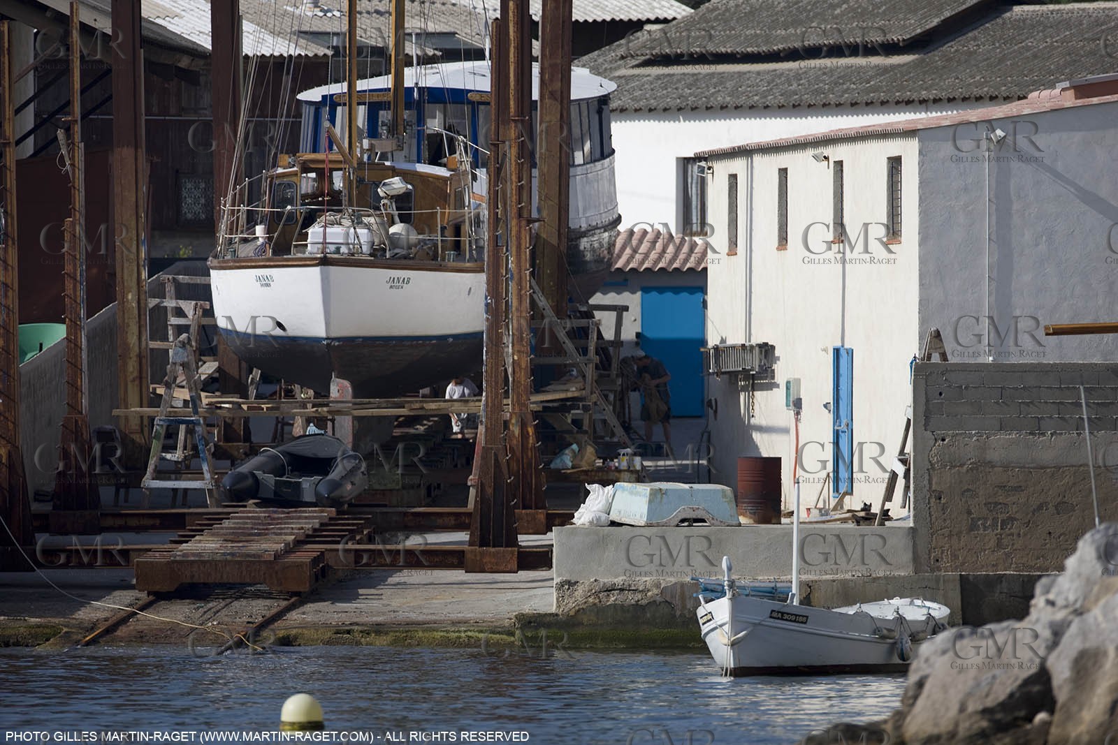 20 06 2008 - Marseille (FRA, 13) - Cruising among the local islands and creeks