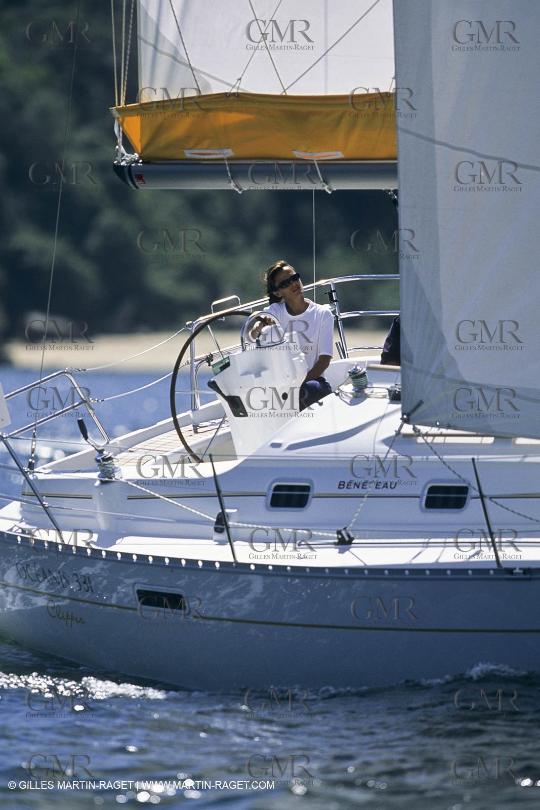 Sailing, cruising, people