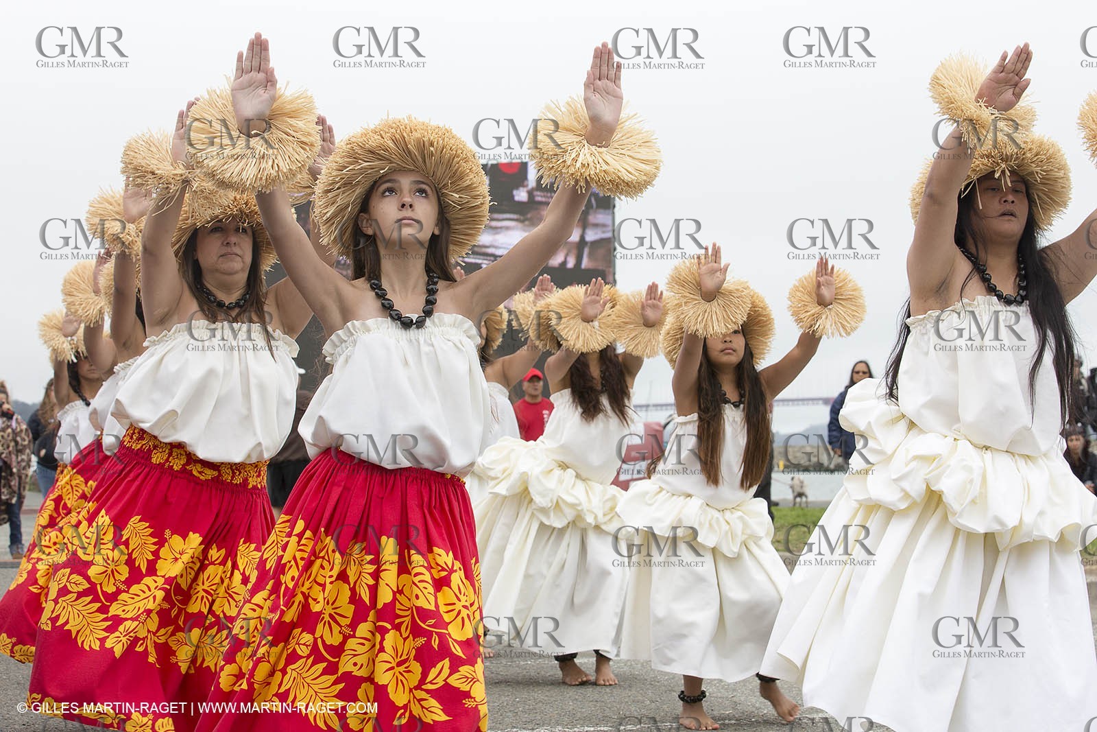 10 08 2013 - San Francisco (USA,CA) - 34th America's Cup - AC Open - Outrigger Canoe Races et Hula Danceperformance at Marina Green Village