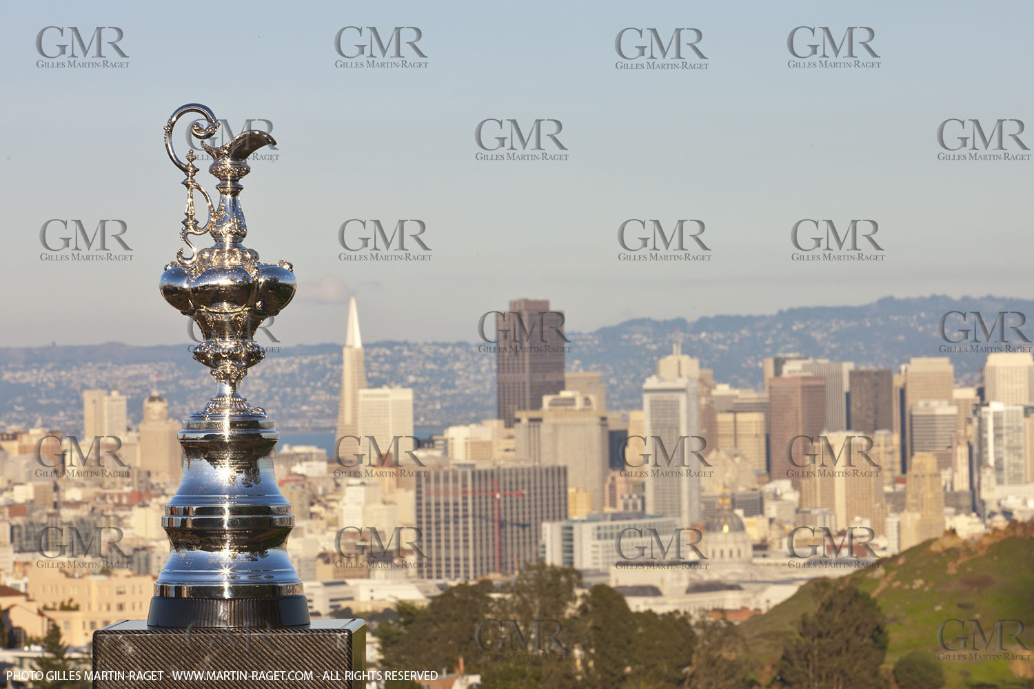 04 01 2011 - San Francisco (USA, CA) - 34th America's Cup - The America's Cup in San Francisco - Dowtown