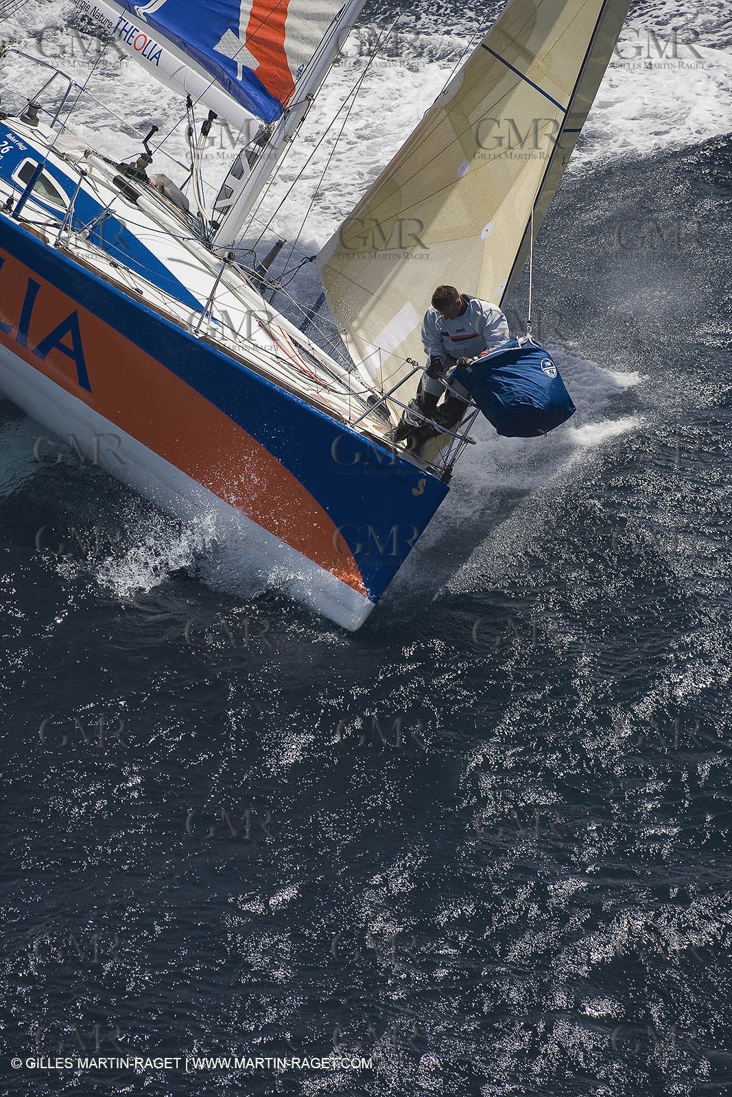 06-26-2007 - FIGARO II - THEOLIA - Skipper : Robert Nagy - Training off Marseille (south France) with strong wind conditions