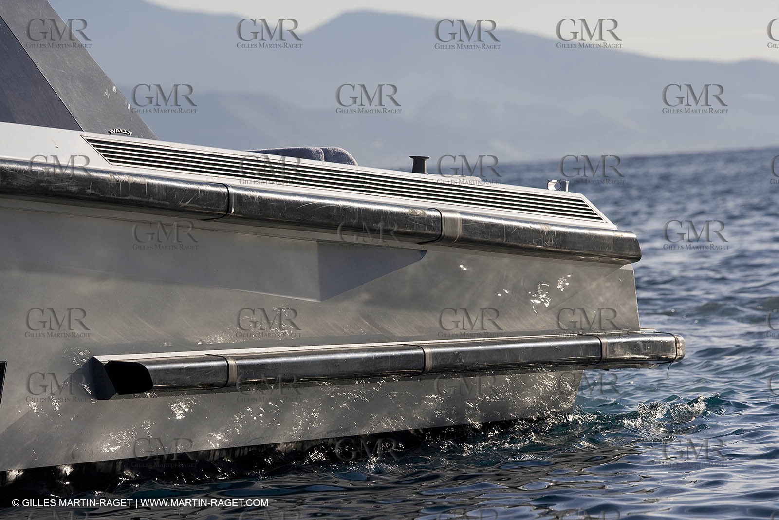 29 09 2007 - St Jean Cap Ferrat - Wally Yachts - Wally Power 70 - Lau Lau