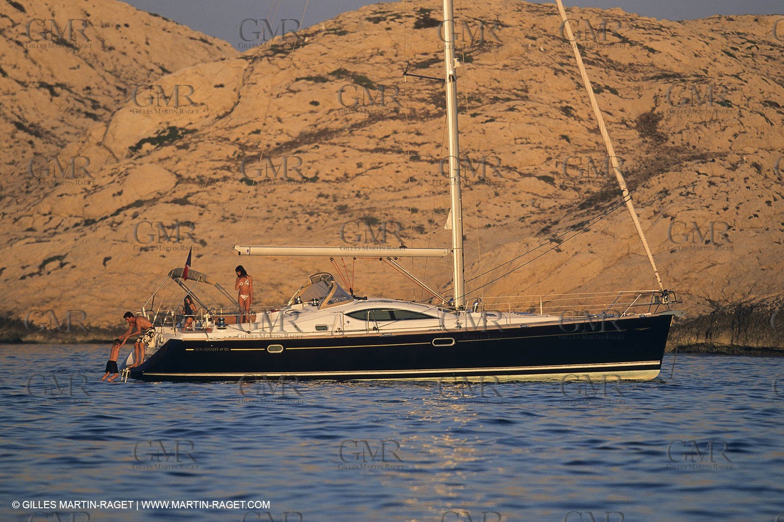 Voile, Croisière, monocoques au mouillage