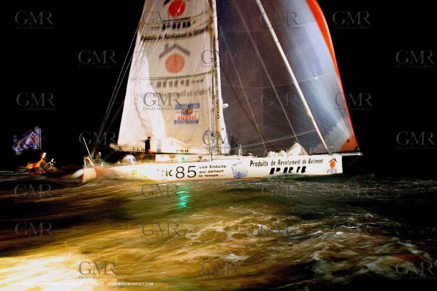 Vendée Globe 2000 - Arrival - Michel Desjoyeaux - Winner