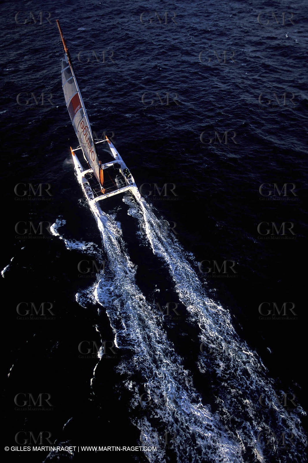 Orange II - 2004 Jules Verne Trophy - Ouessant - 2nd starting line crossing