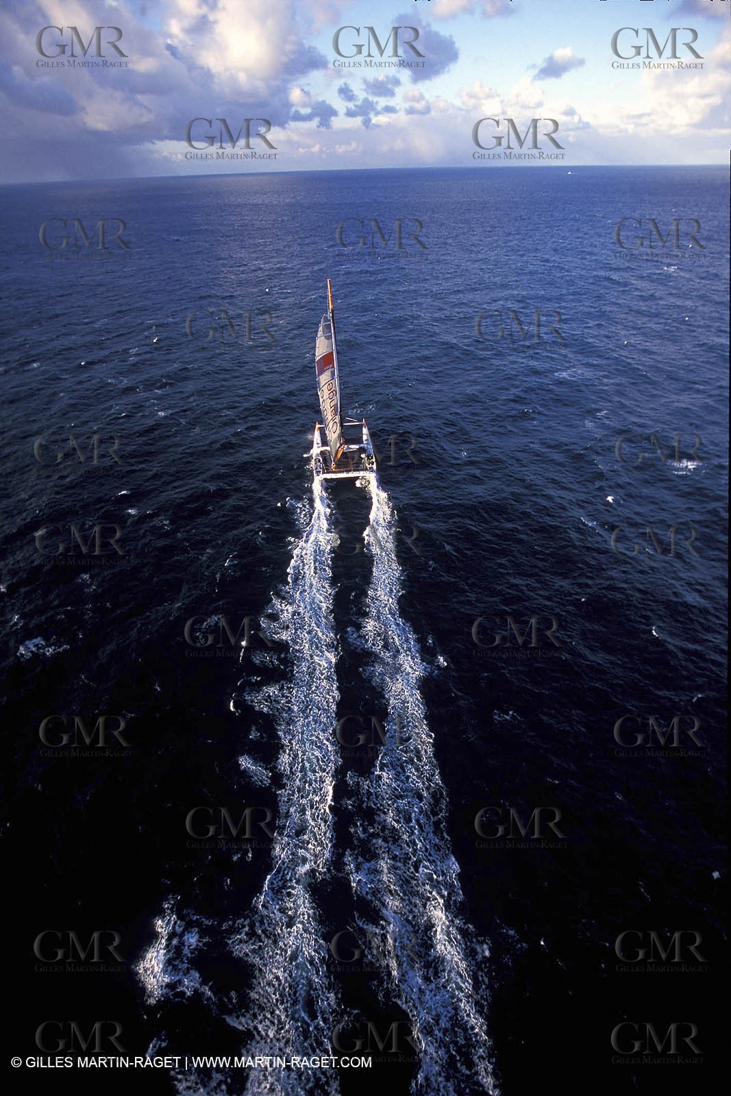 Orange II - 2004 Jules Verne Trophy - Ouessant - 2nd starting line crossing