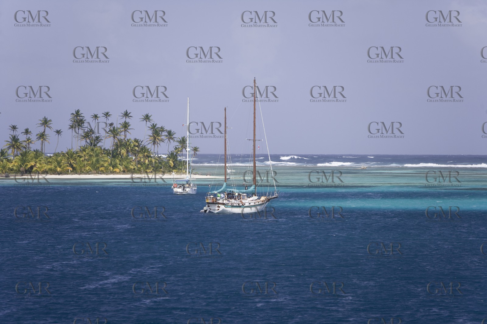 01 02 2008 - San Blas Archipelago (Panama) - Motor Yacht Senses