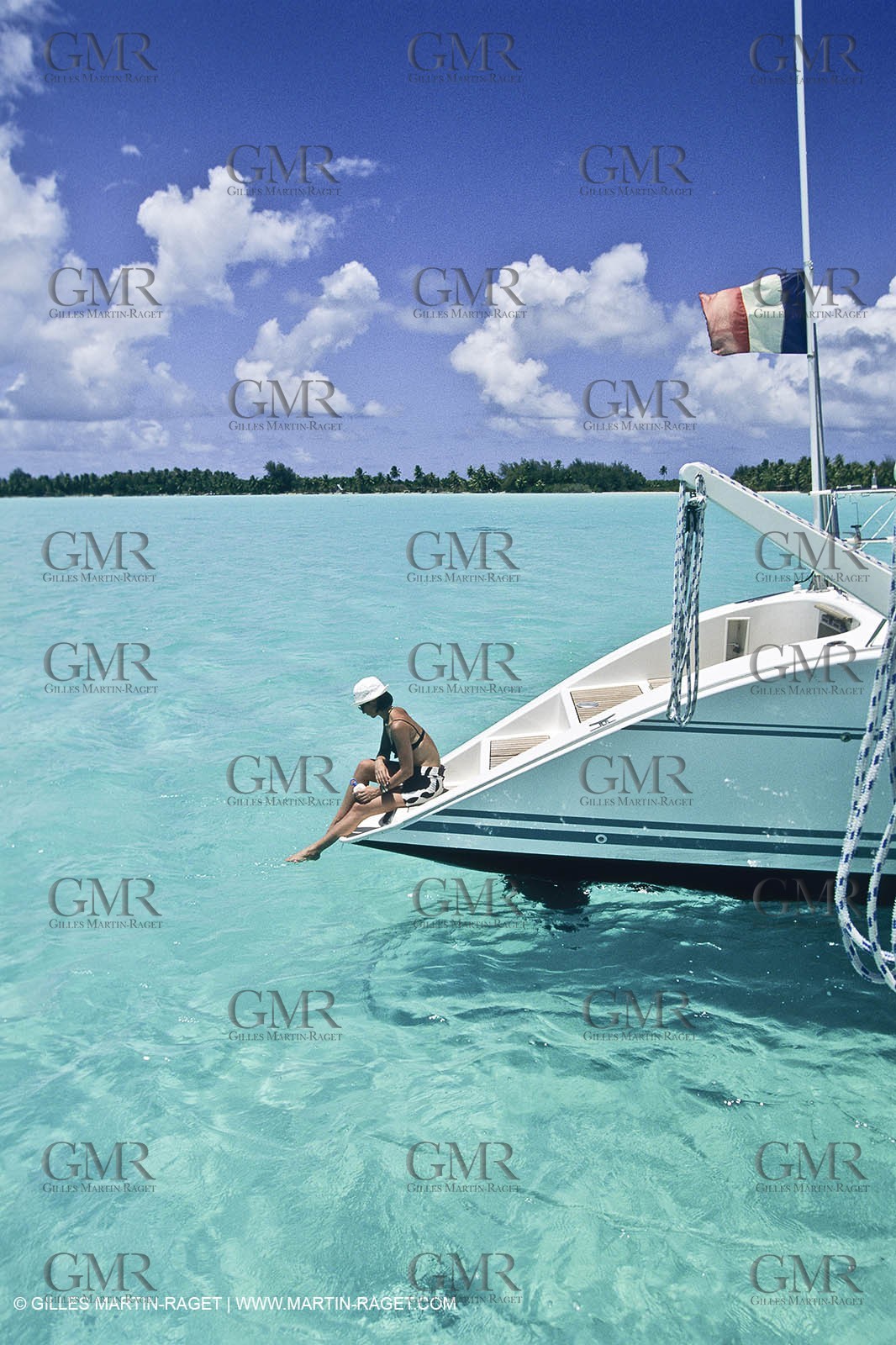 Sailing, cruising, people