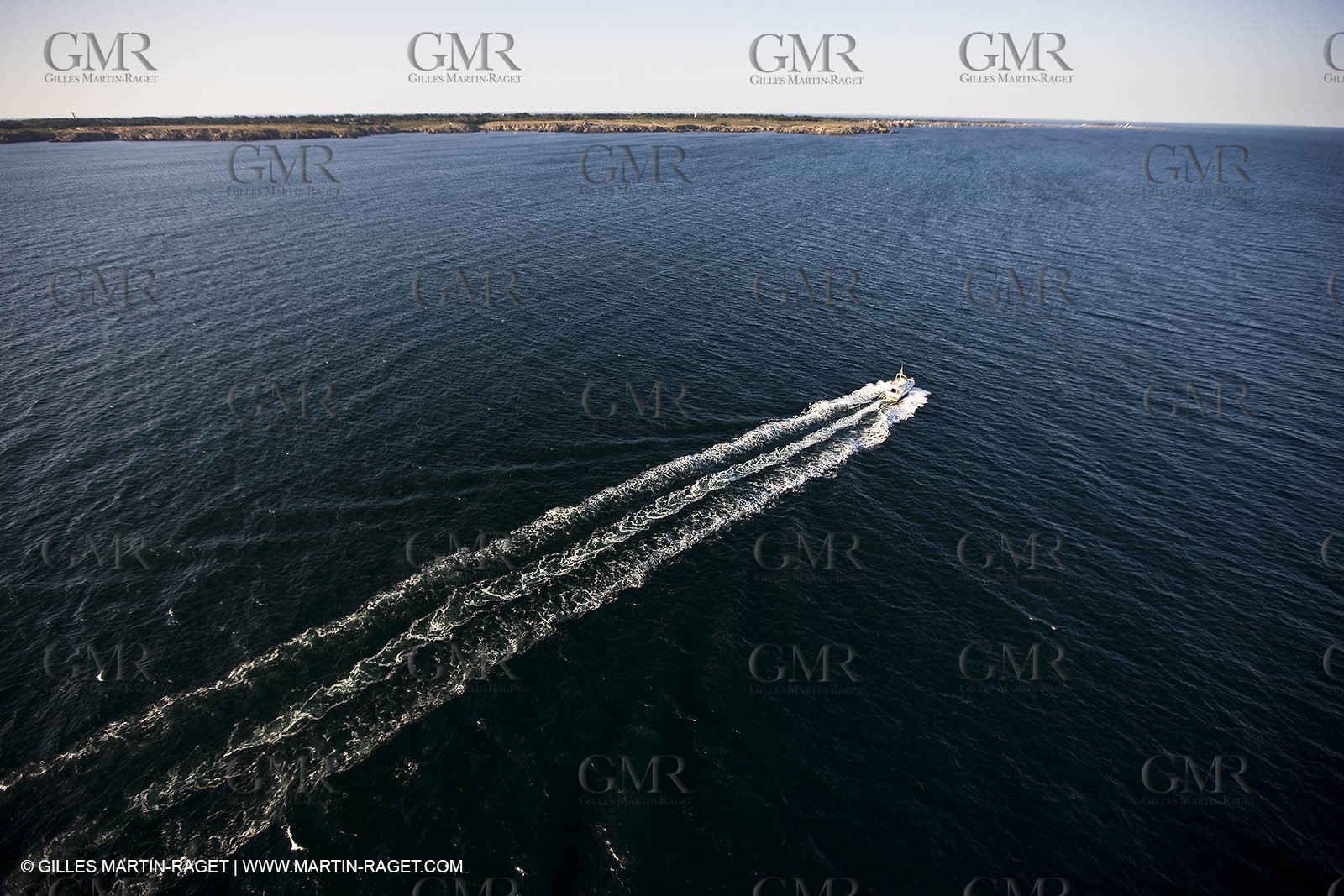 22 06 2009 - Ile d'Yeu (FRA,85) - Chantier Bénéteau - Trawler 34