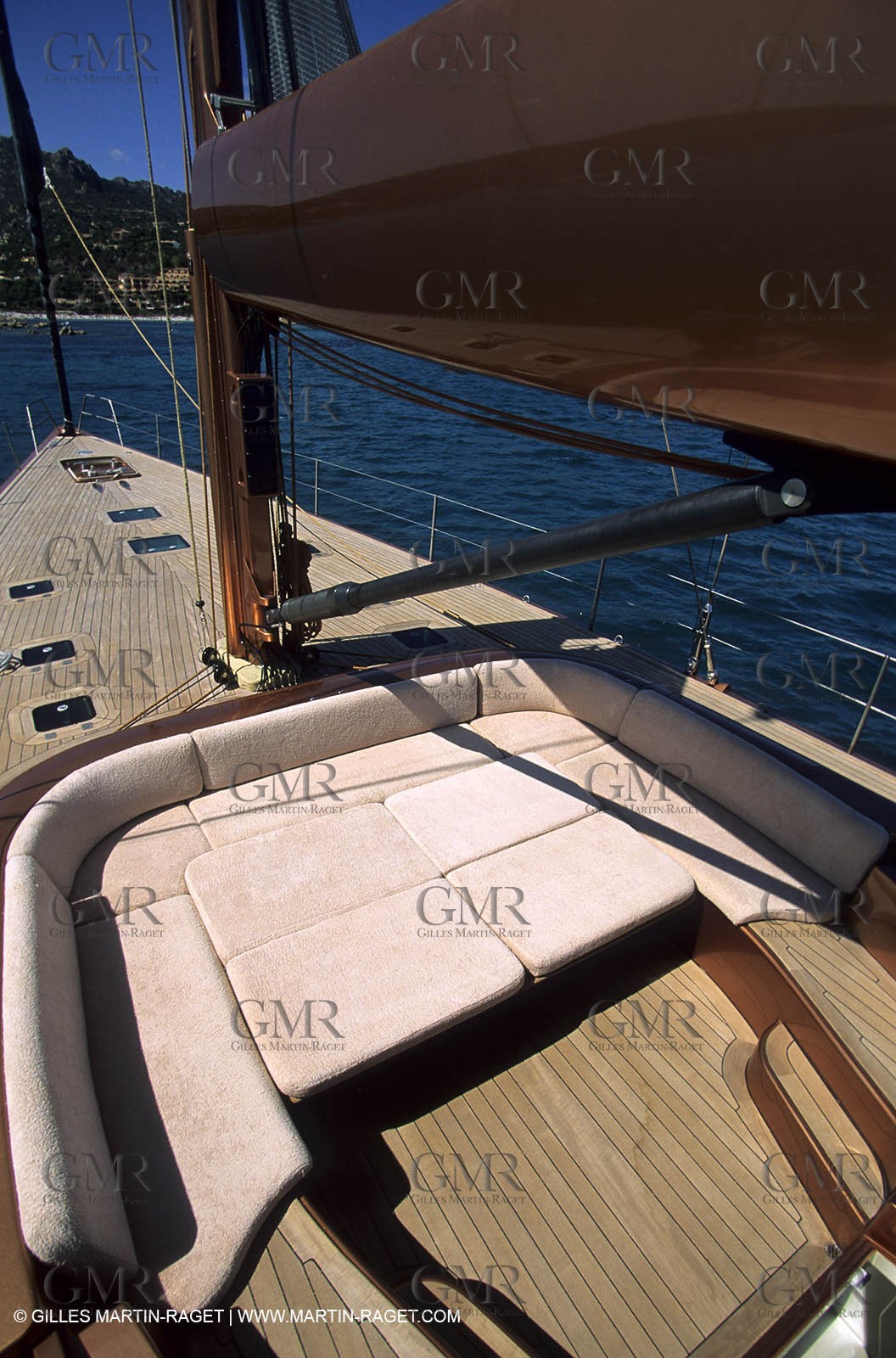 Sail - Cruising - Deck