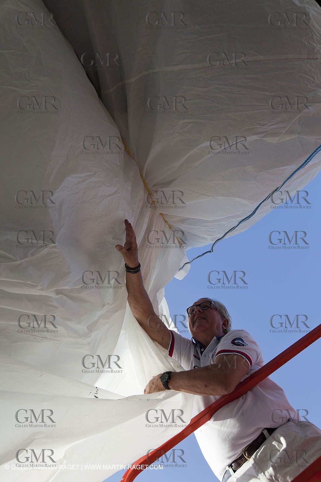 27 11 2010 - Dubai (UAE) - Dubai Louis Vuitton Trophy - Final -  BMW ORACLE Racing Vs Emirates Team New Zealand