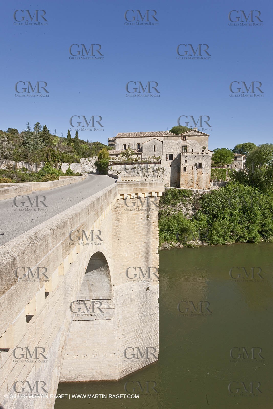 28 04 2009 - Ste Anastasie (FRA, 30) - Atlas Nîmes Métropole - campagne 2009 - Pont Saint Nicolas