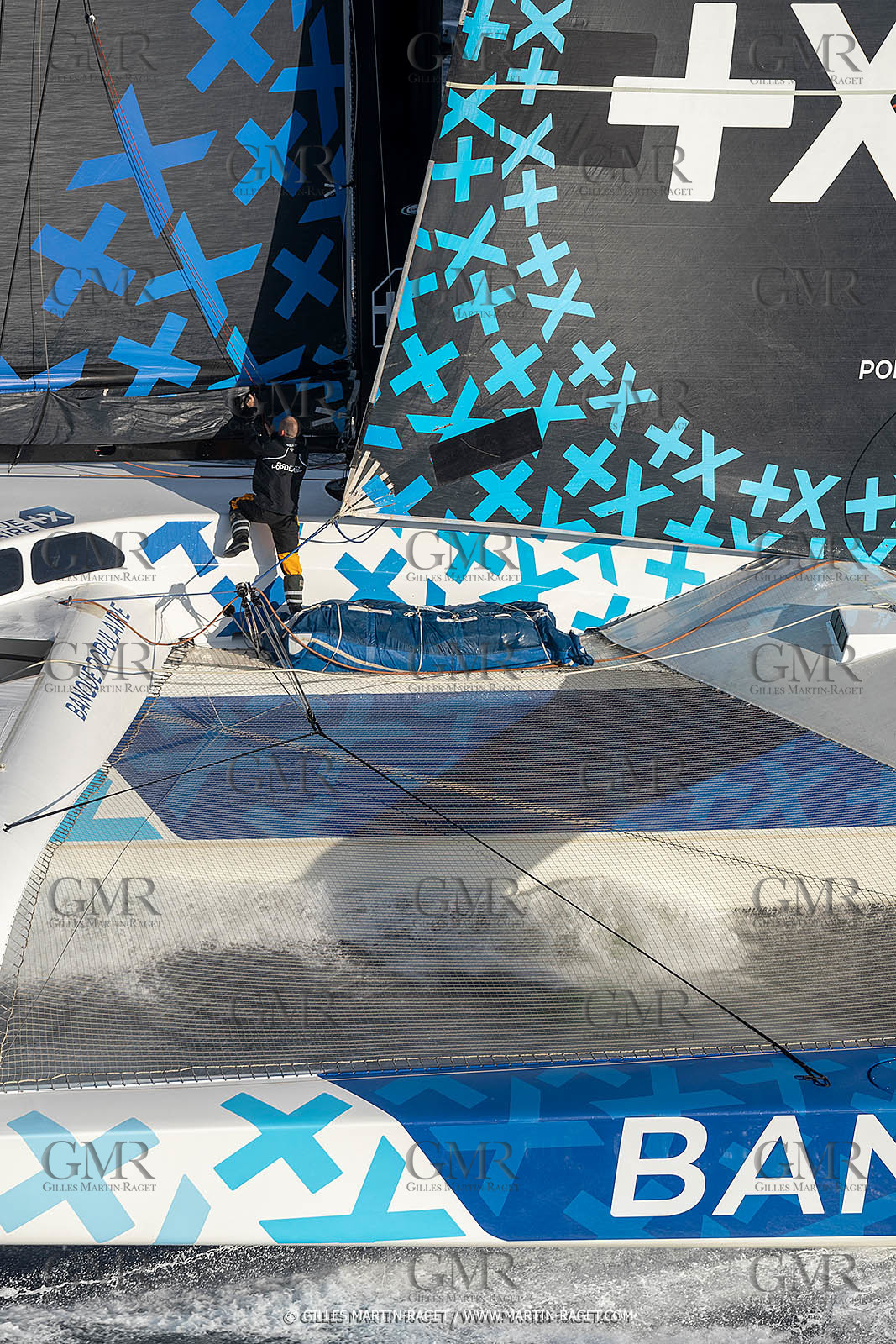 Banque Populaire devant Marseille