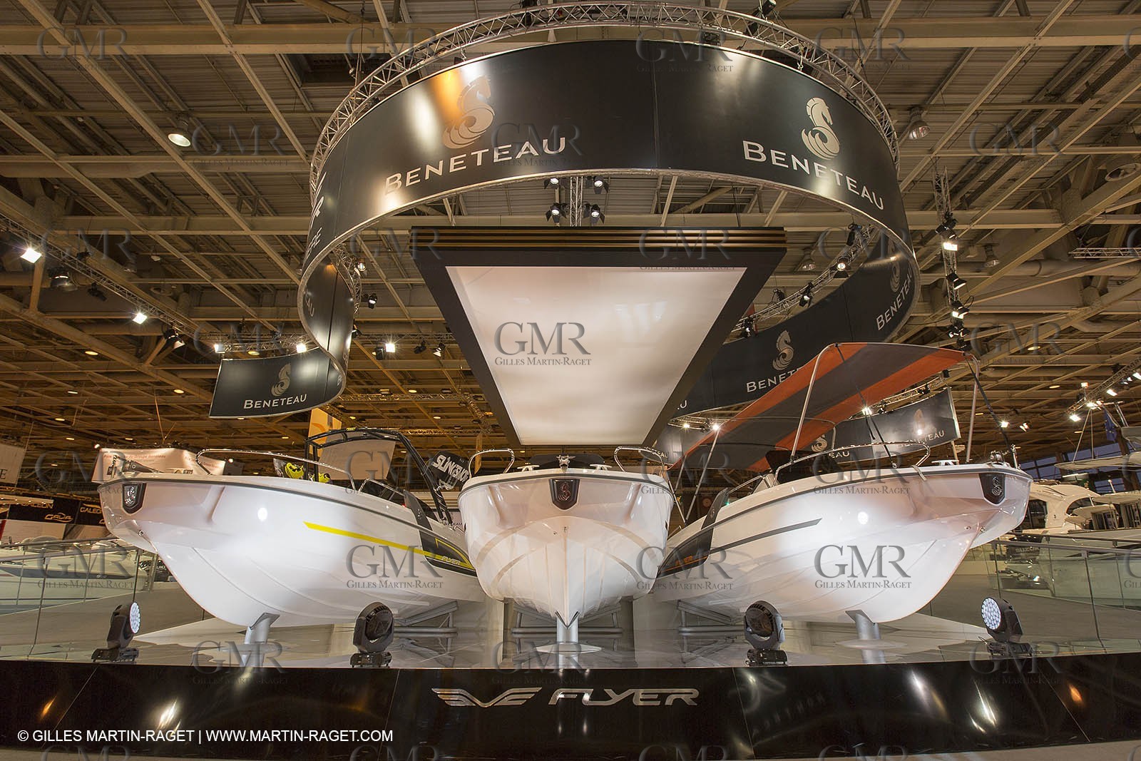 10 12 2013 - Paris (FRA,75) -Paris Boat Show - Beneteau booth
