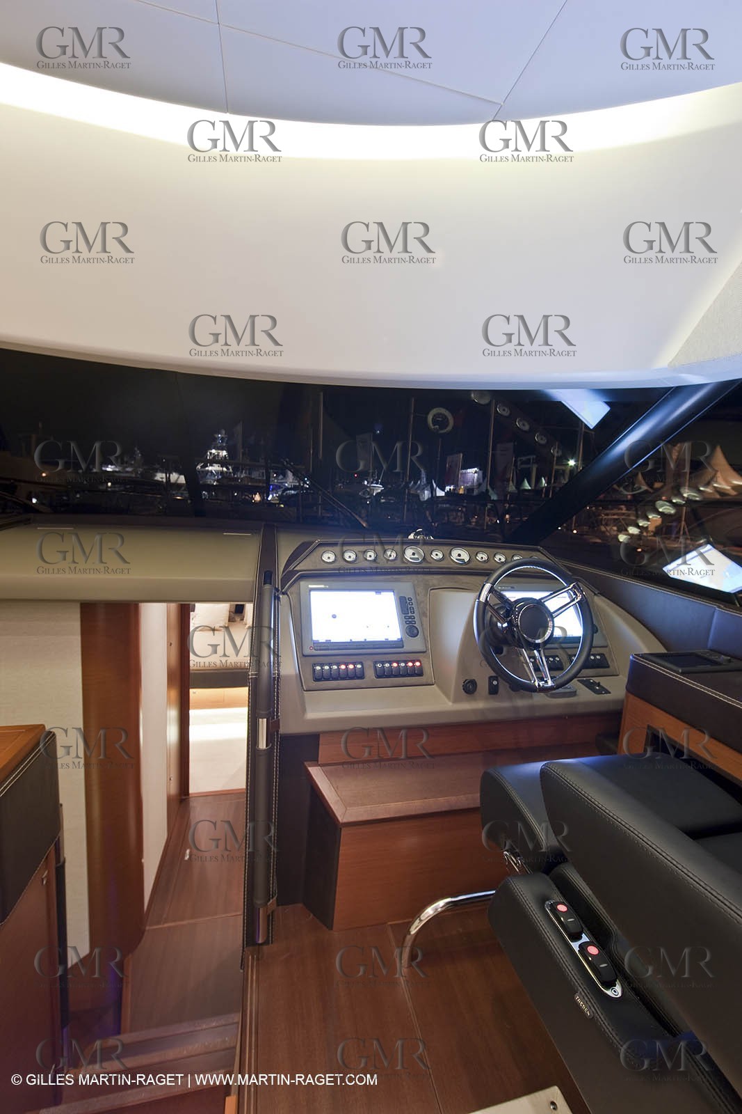 12 09 2009 - Cannes (FRA,06) - Chantier Jeanneau - Prestige 60