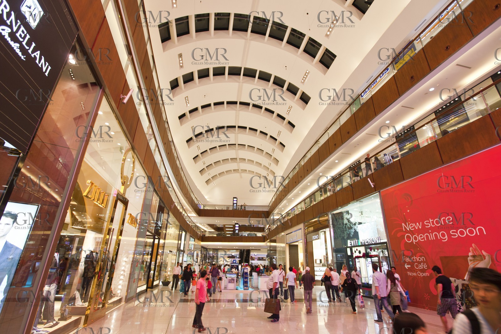 21 11 2010 - Dubai (UAE) - Dubai - The Mall